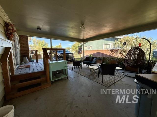 503 E Galloway Property Photo 27