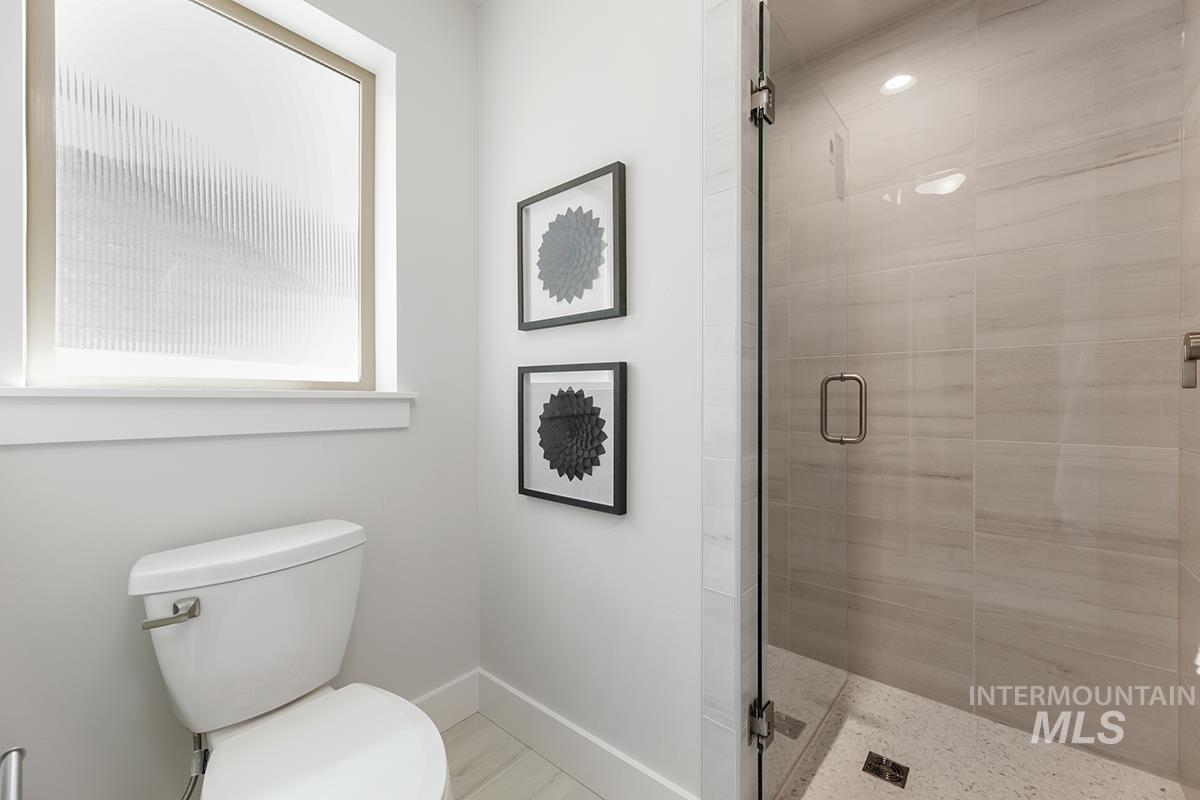 7055 S Averill Lane Property Photo 18