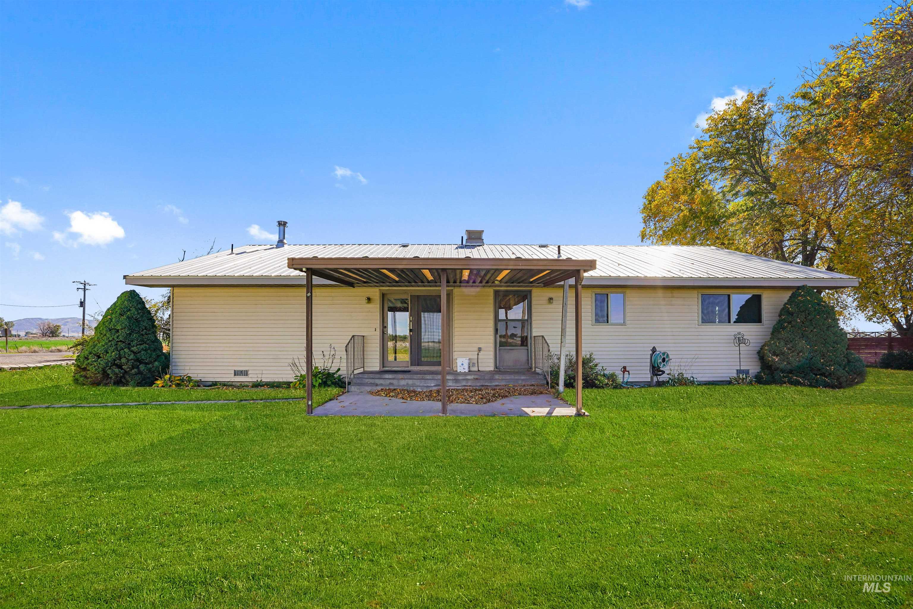 399 S 100 W Property Photo 21