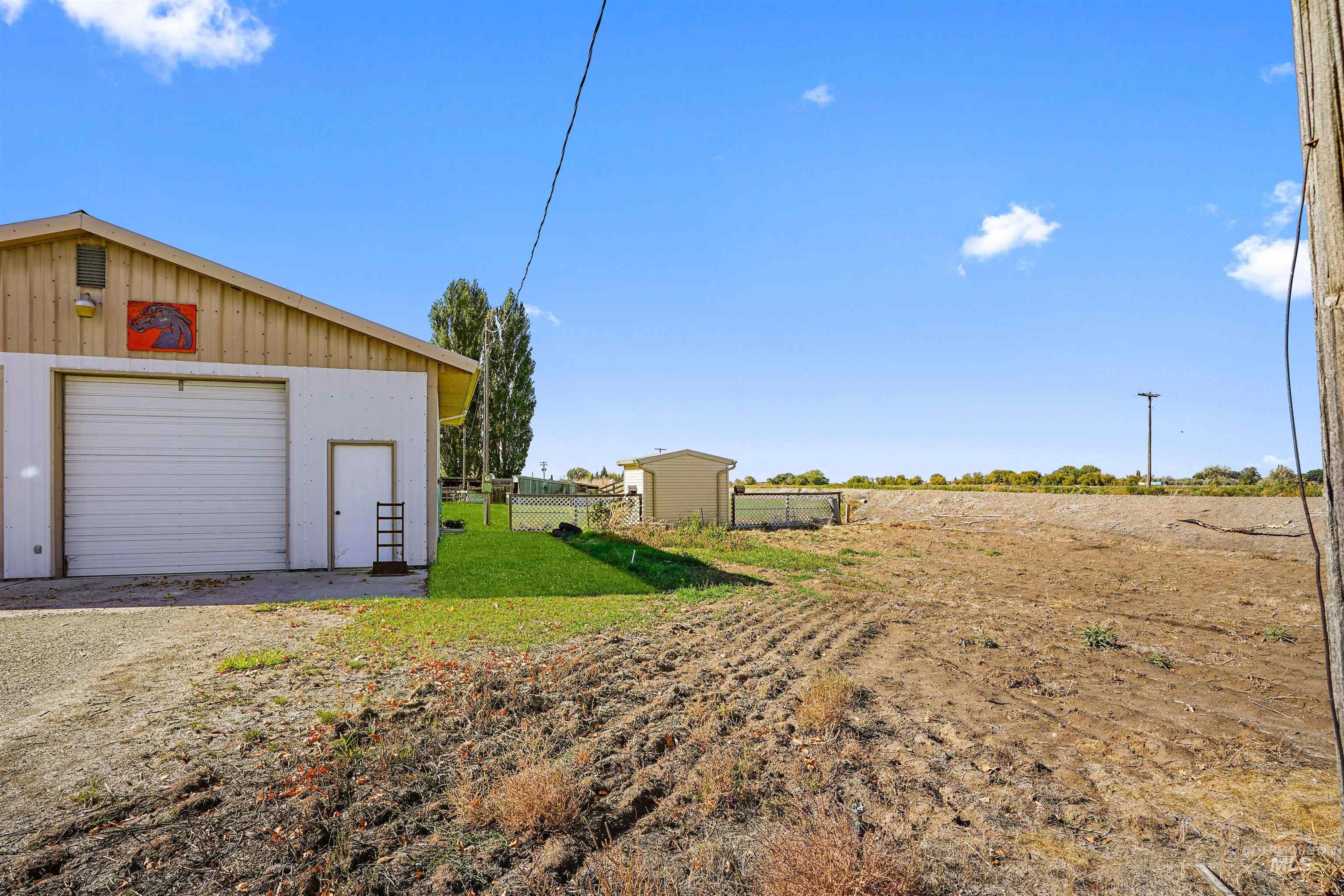 399 S 100 W Property Photo 22