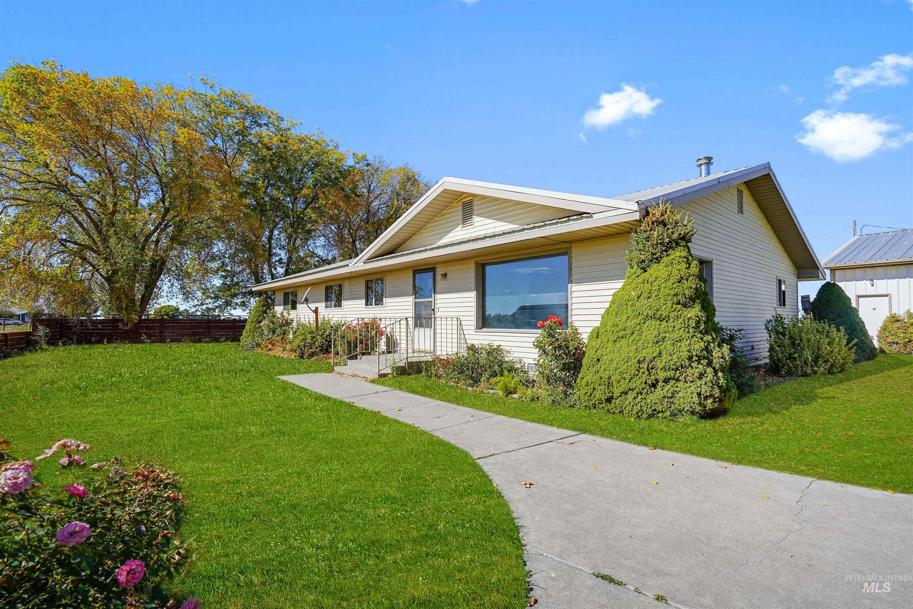 399 S 100 W Property Photo 25