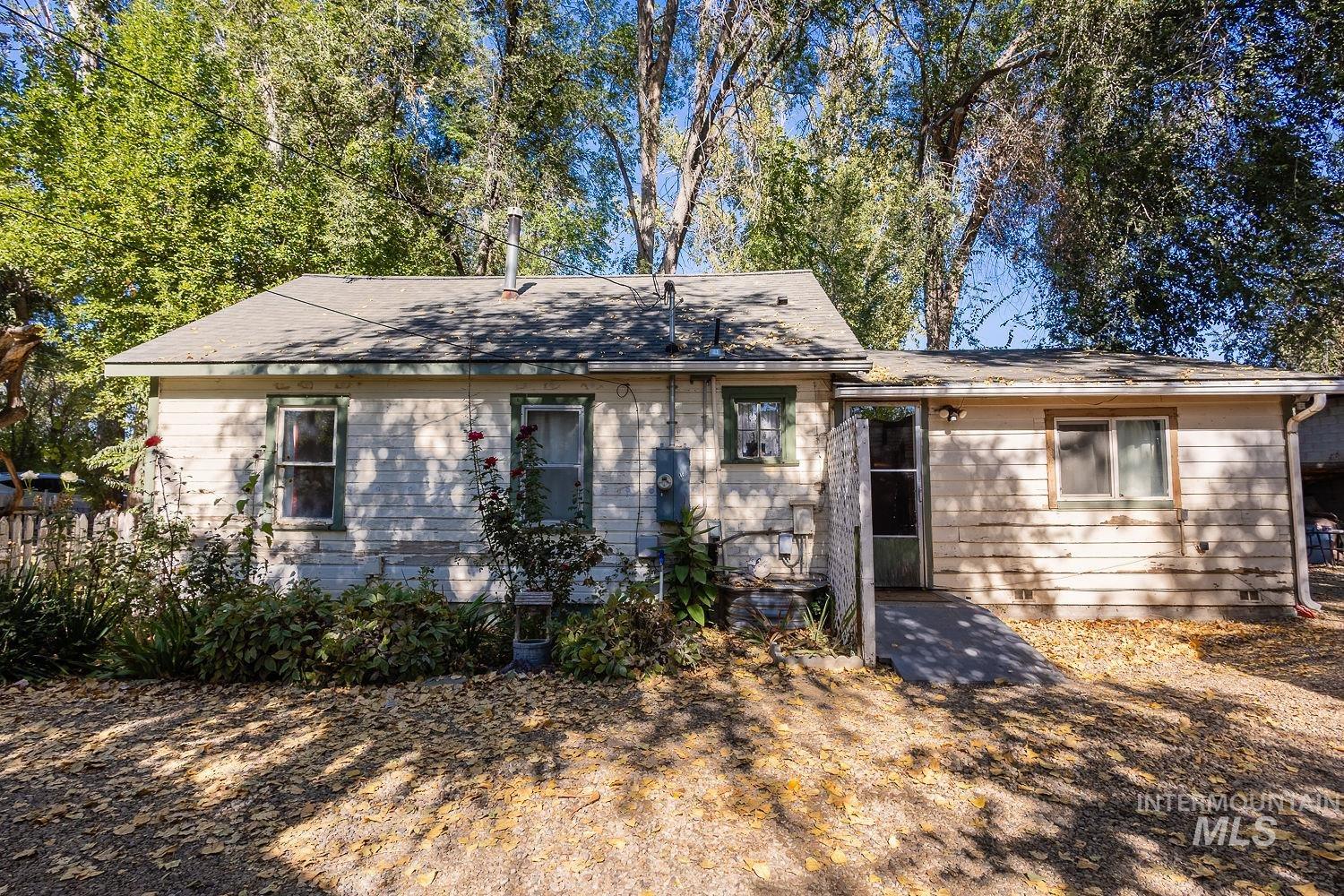82 N Sugar Ln Property Photo 5