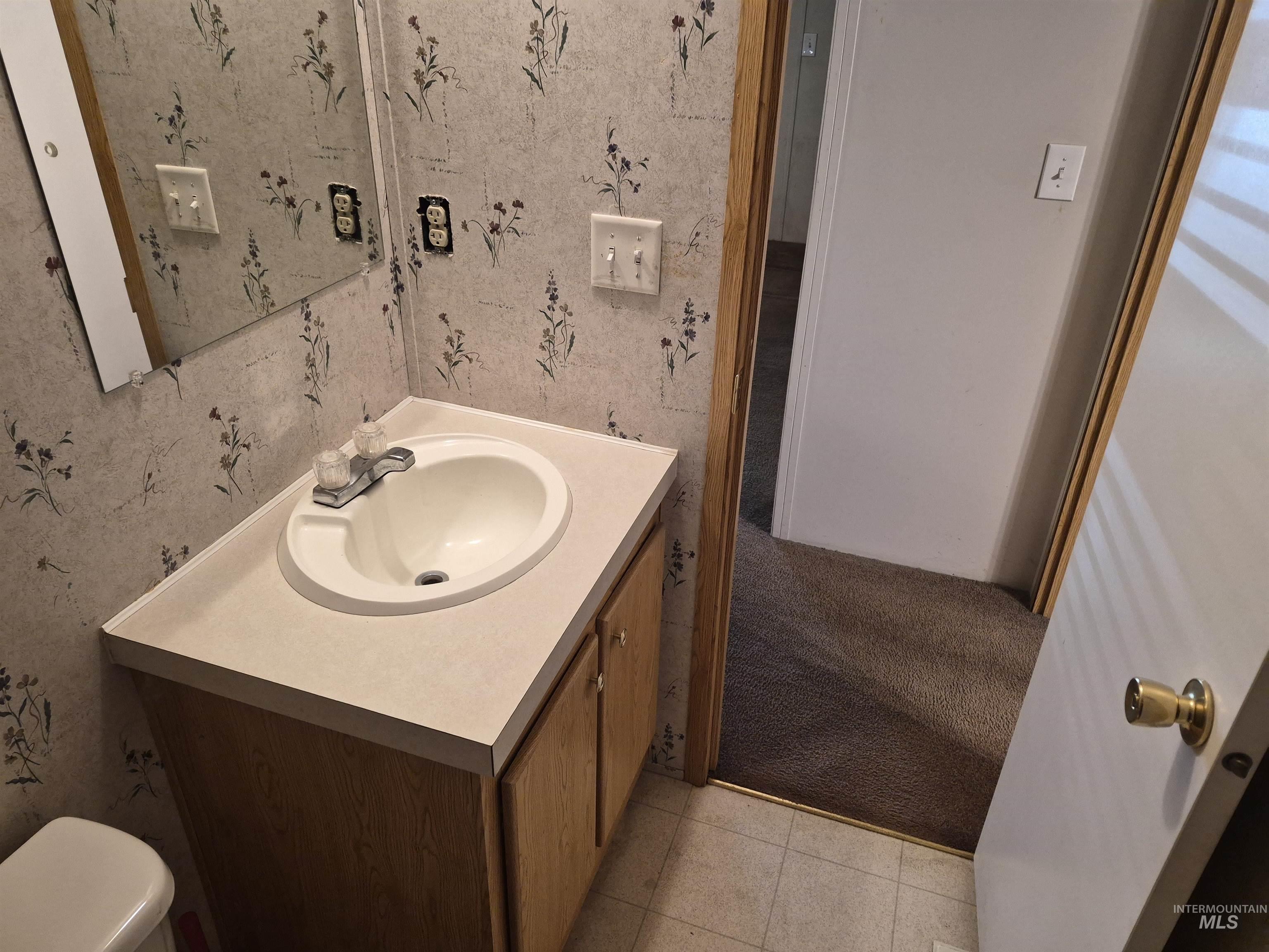 951 W Avalon St Property Photo 15