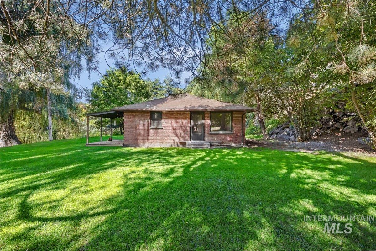 3624 N 3200 E Property Photo 13