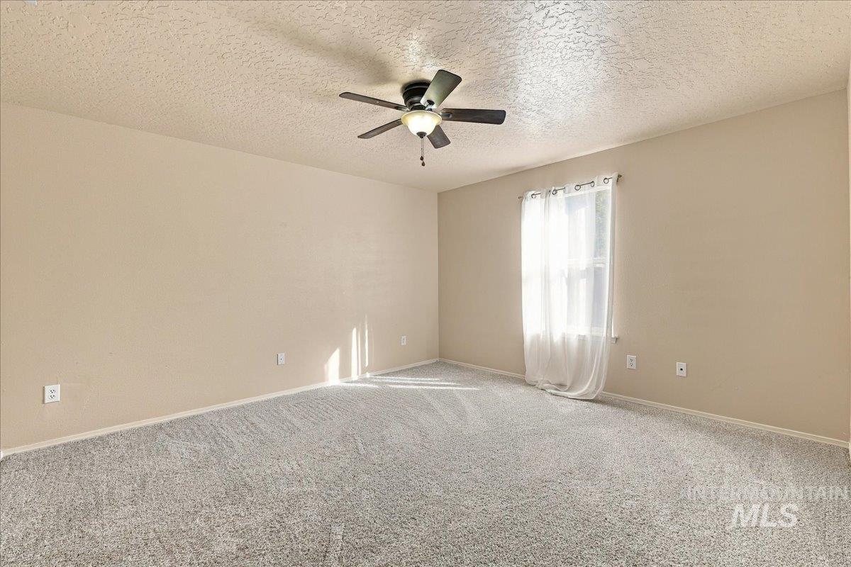6952 S Dewberry Property Photo 12
