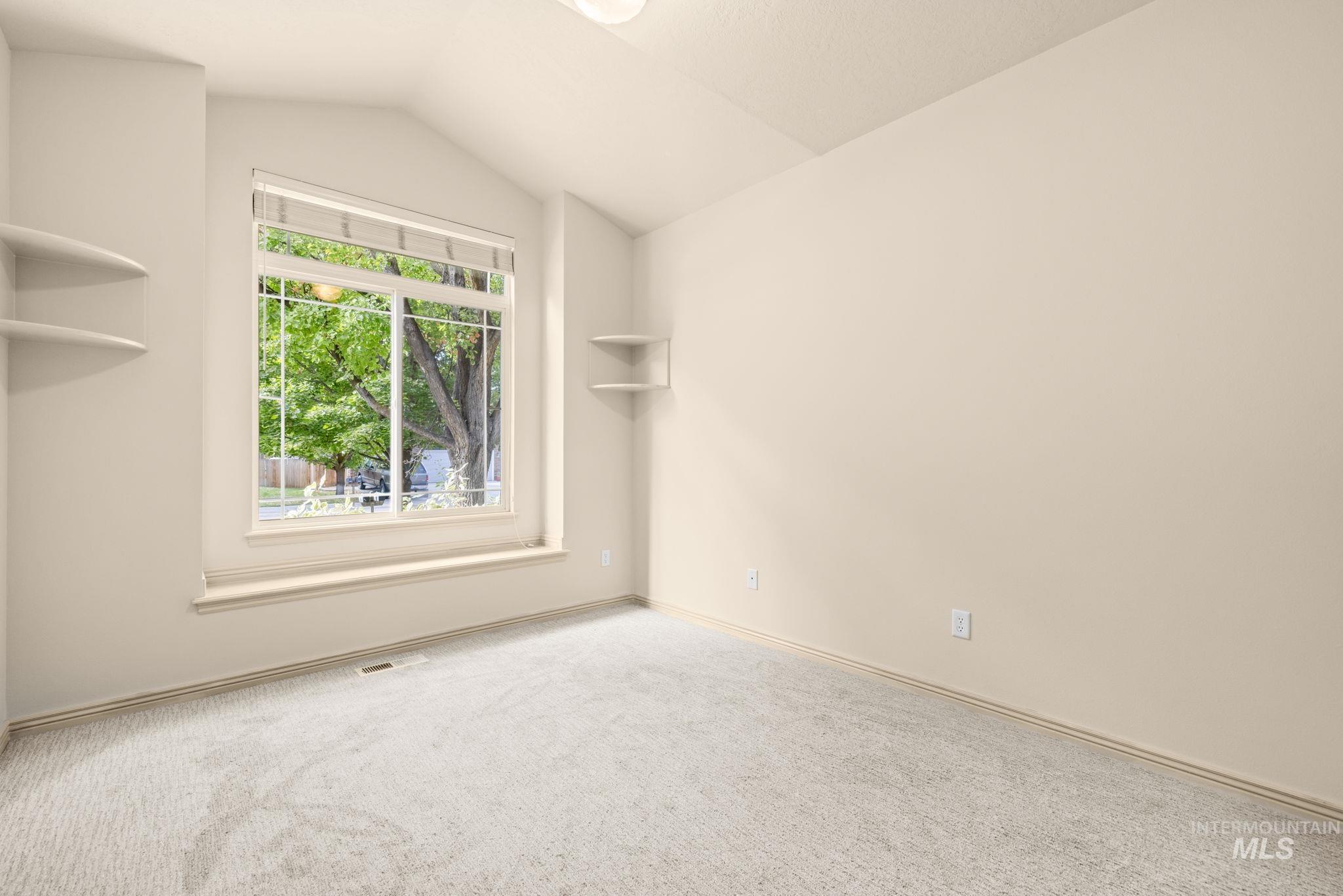 6232 S Shagbark Ave Property Photo 32