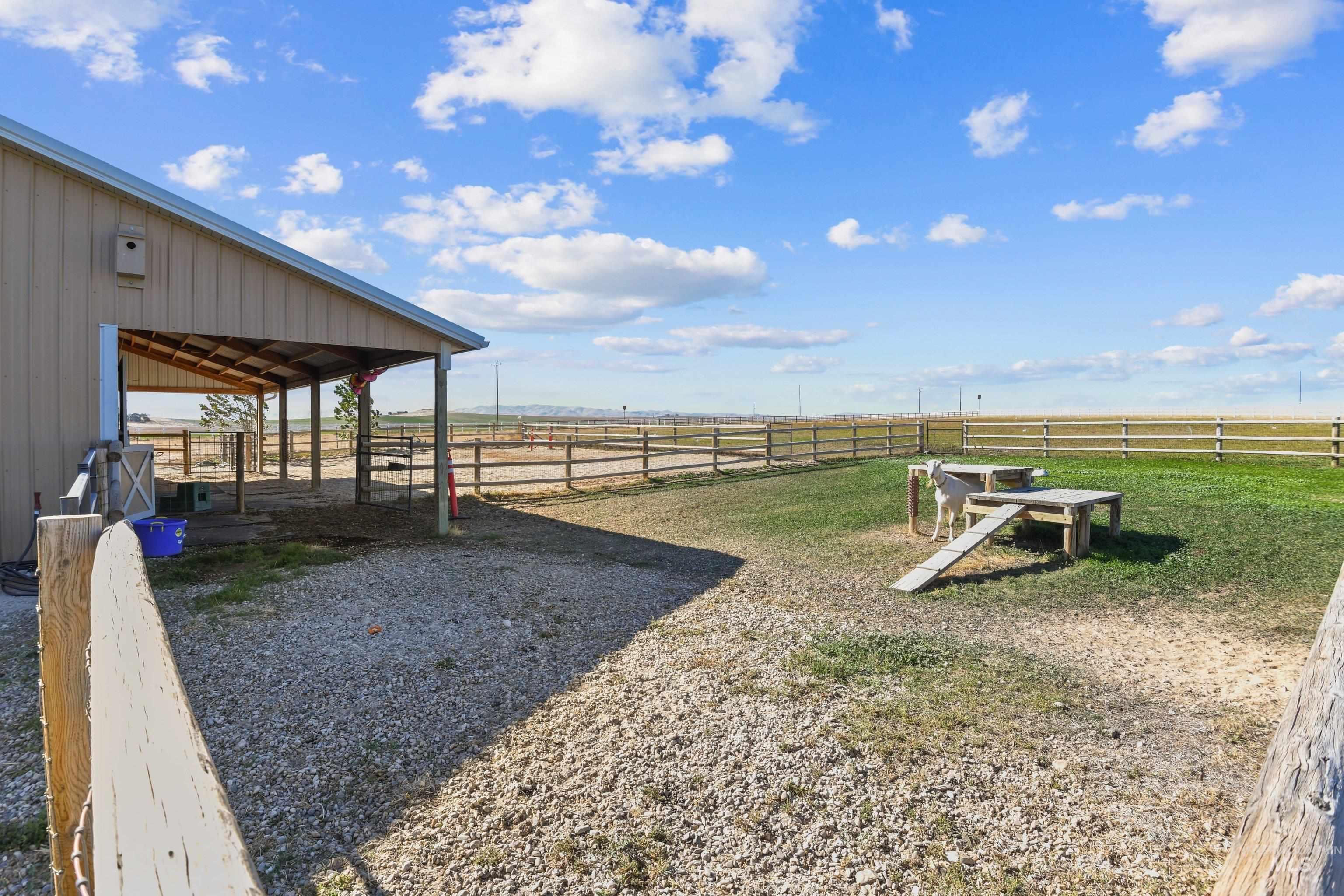 8301 Deer Sky Ranch Trl Property Photo 34