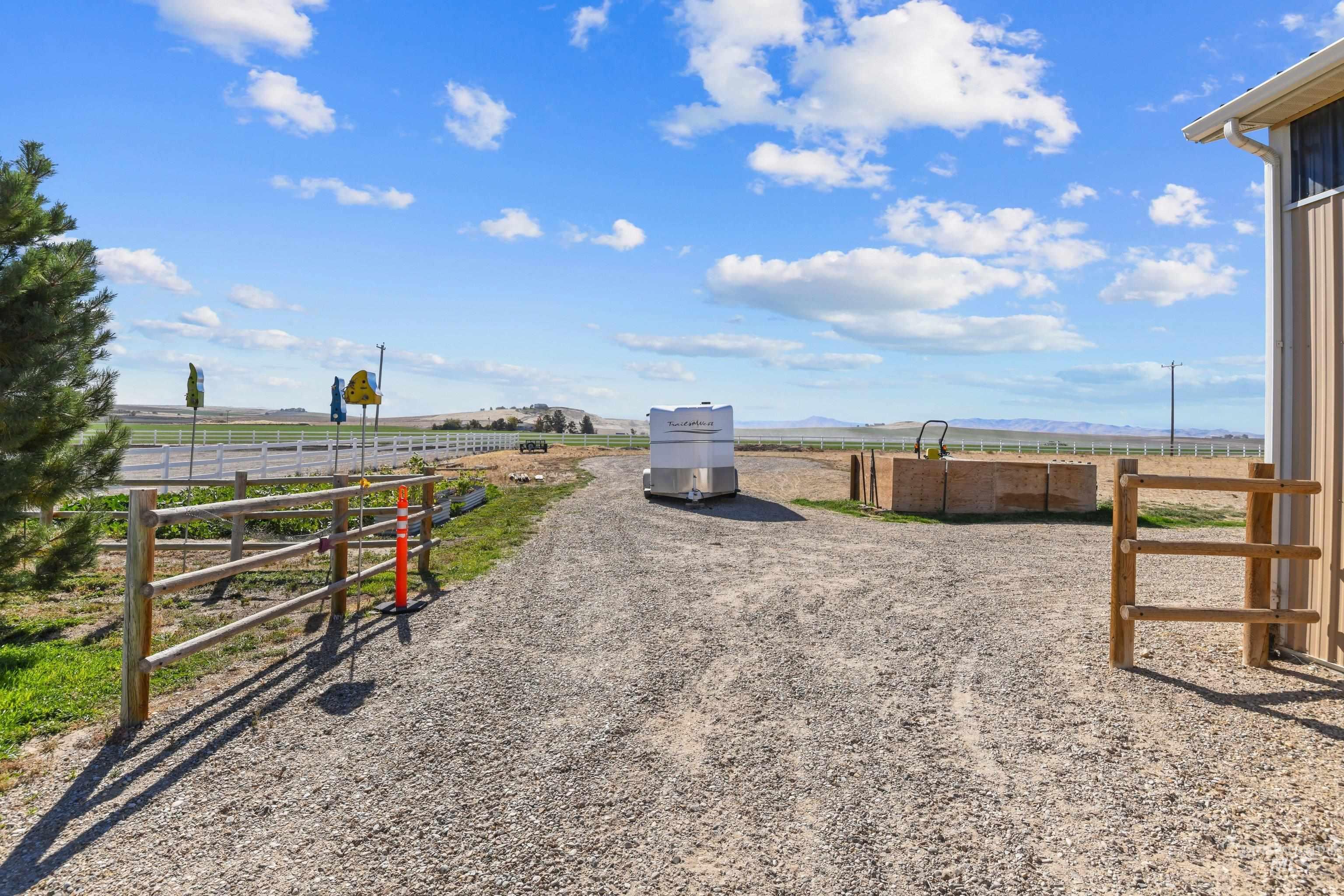 8301 Deer Sky Ranch Trl Property Photo 40