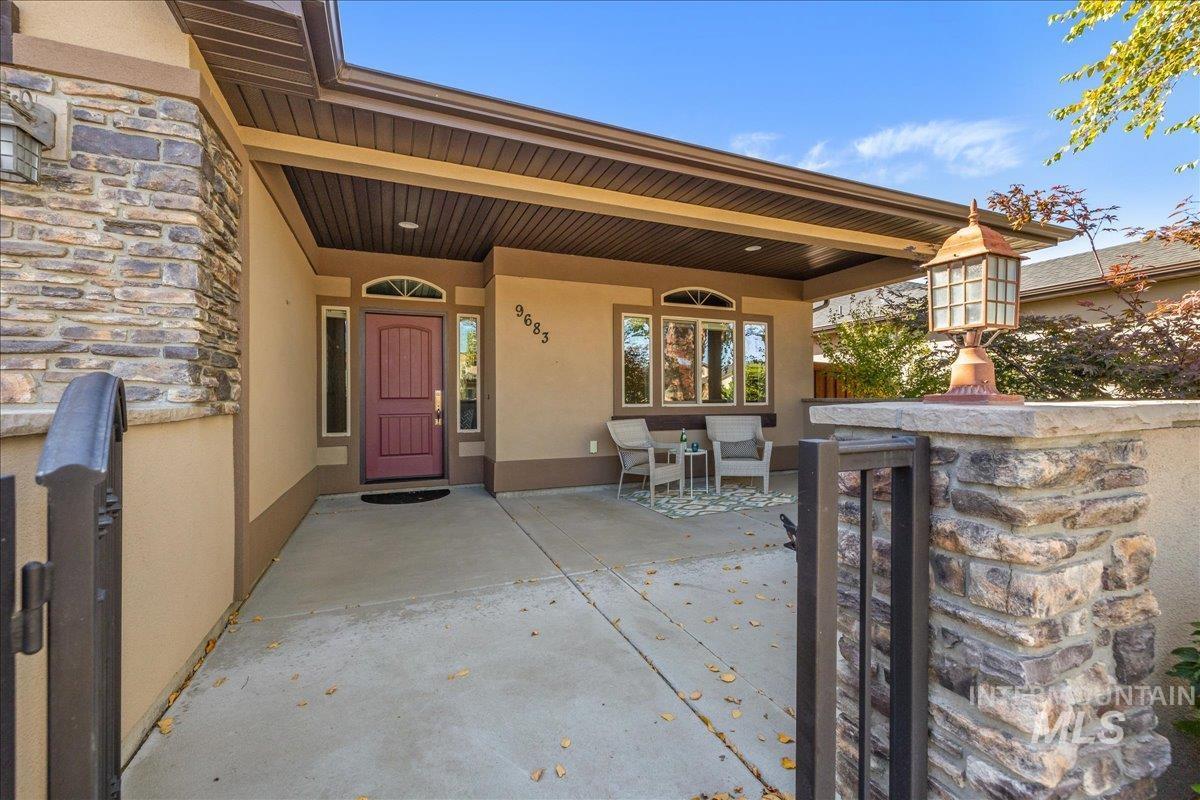 9683 W Wildbranch Dr Property Photo 4