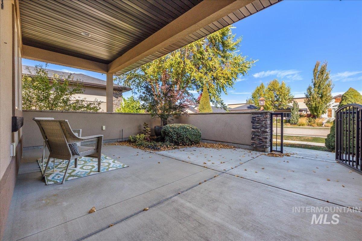 9683 W Wildbranch Dr Property Photo 6