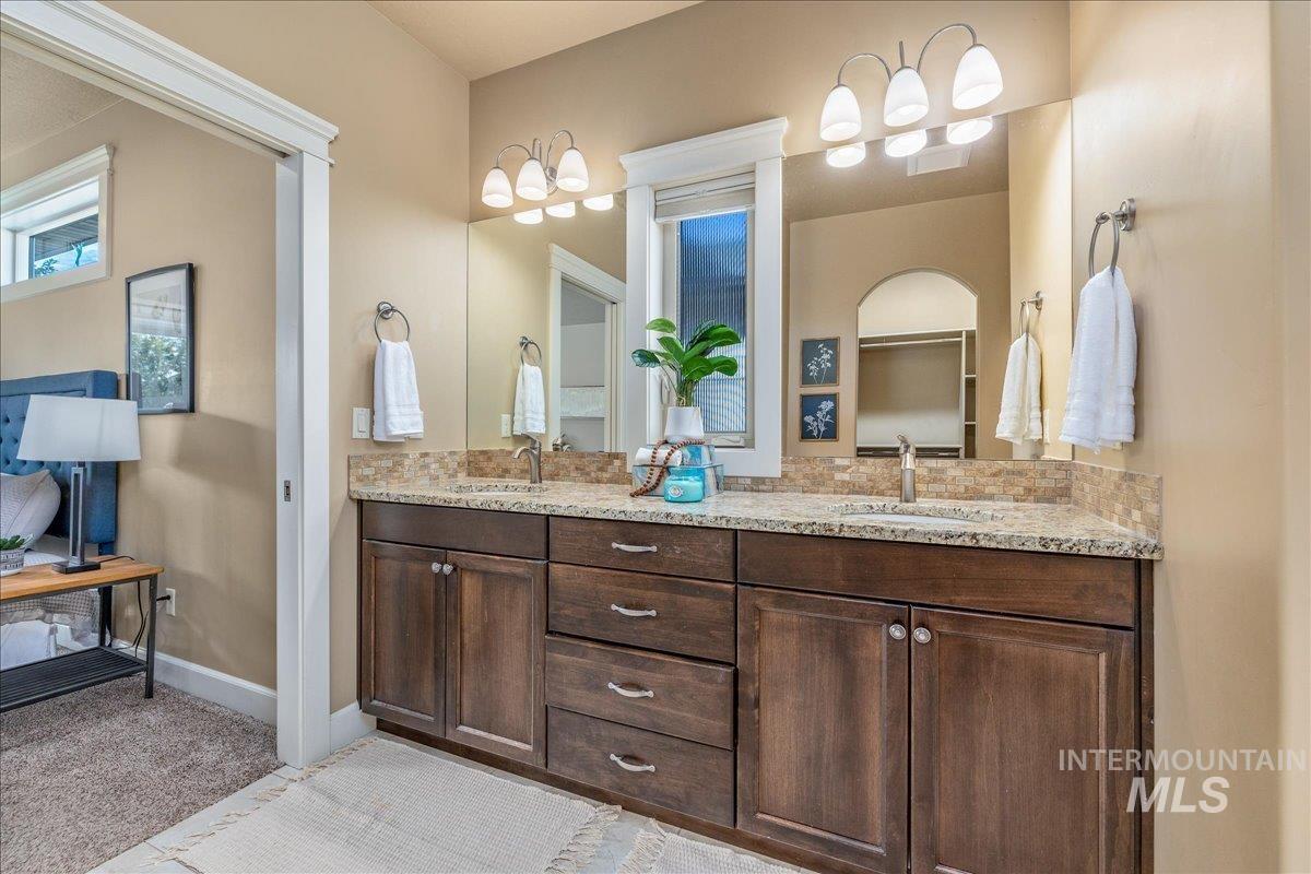 9683 W Wildbranch Dr Property Photo 18