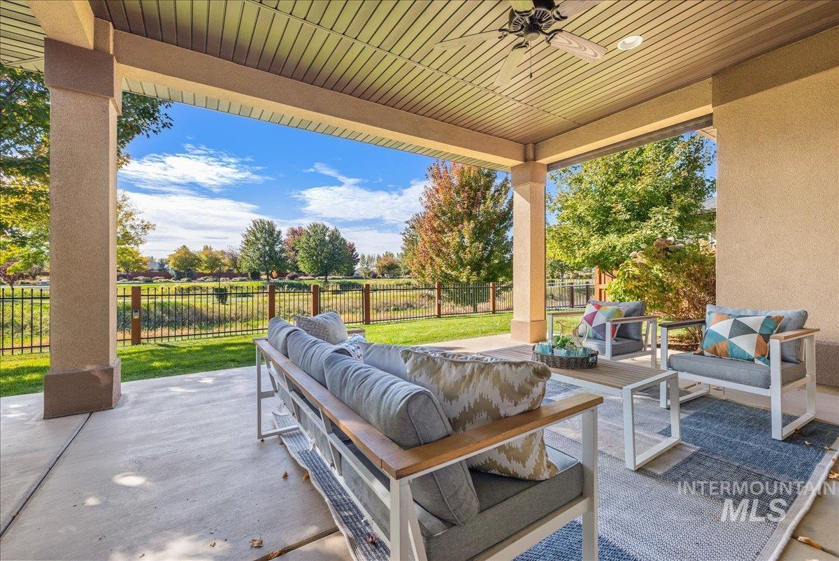 9683 W Wildbranch Dr Property Photo 34