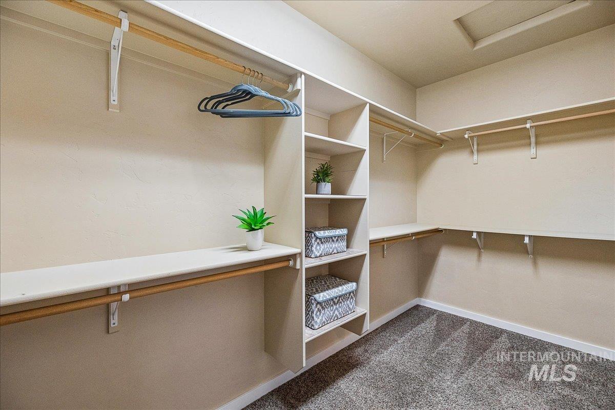 18091 N Highfield Way Property Photo 28