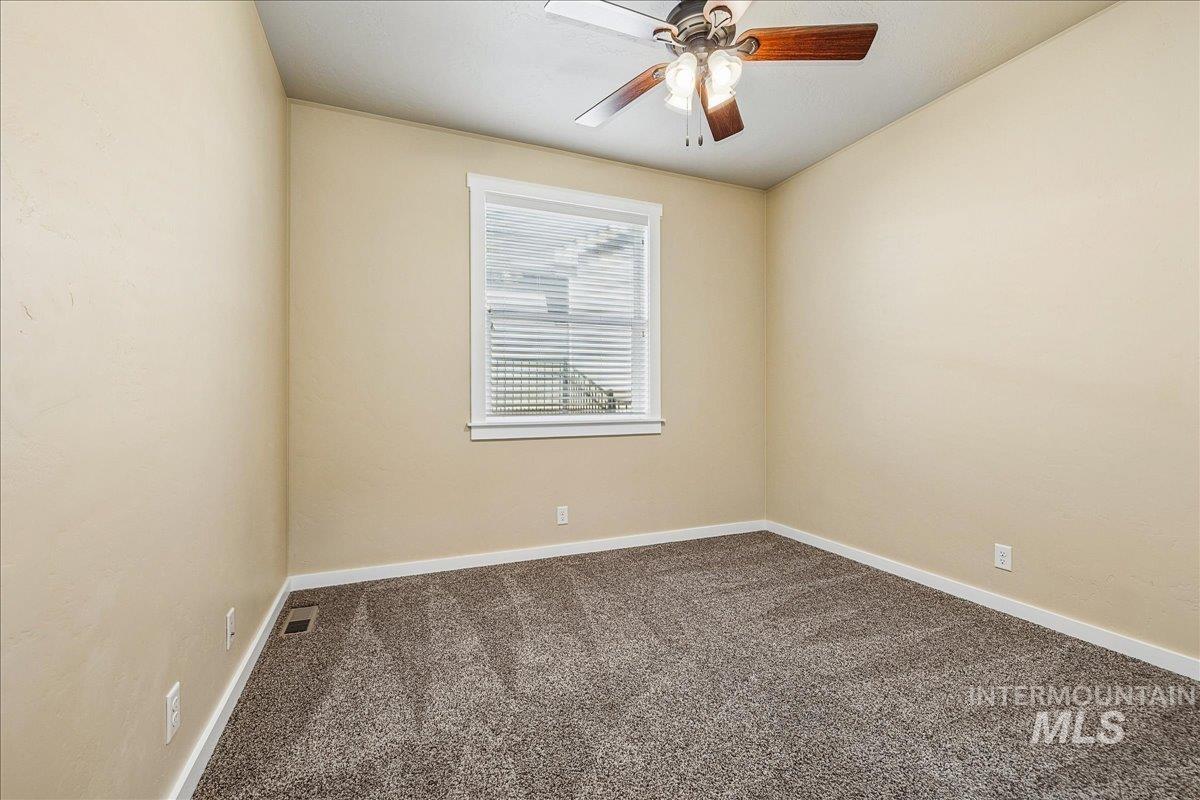 18091 N Highfield Way Property Photo 32