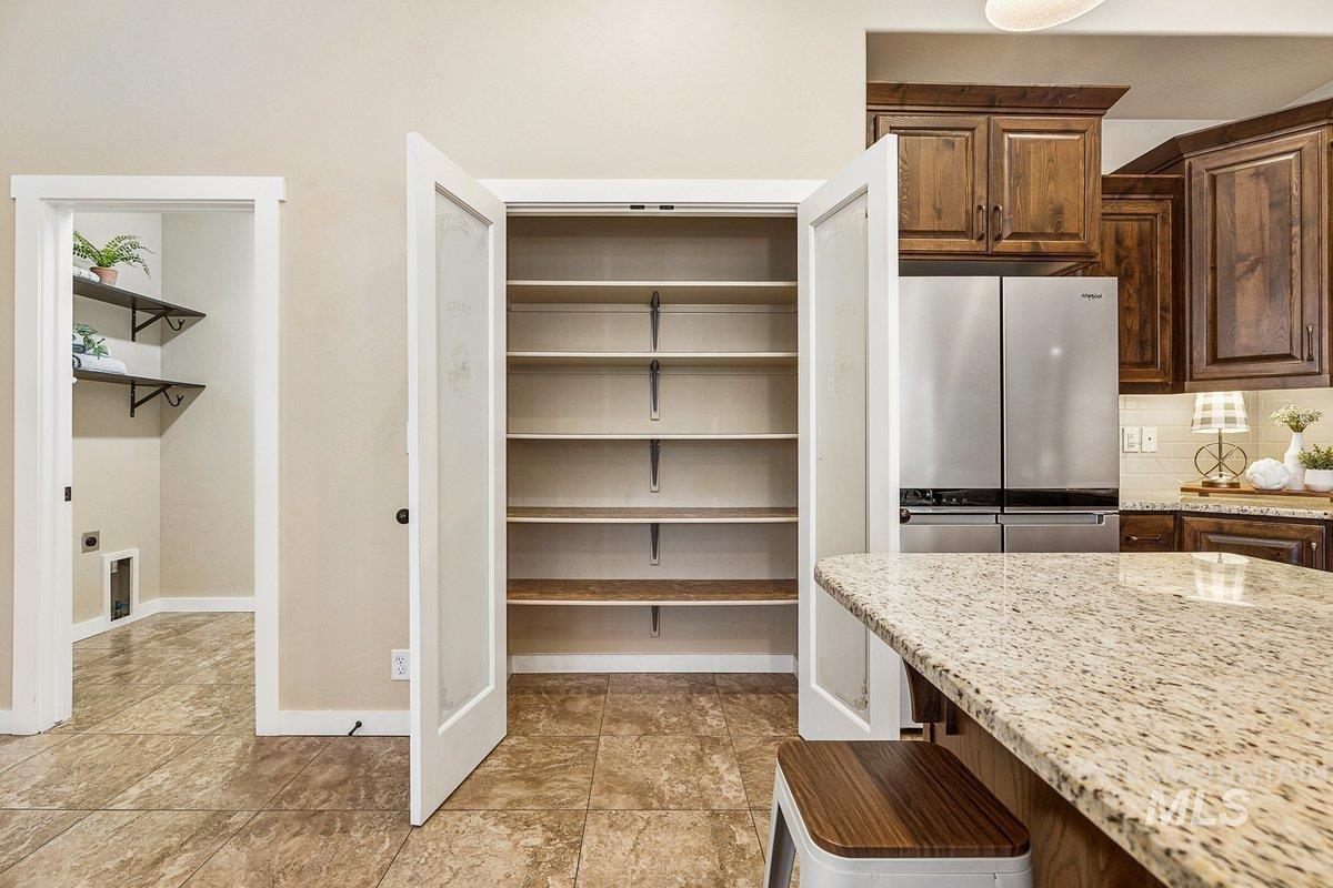 18091 N Highfield Way Property Photo 34