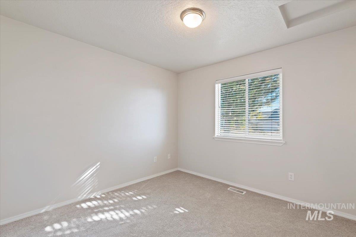 20078 Colebrook Ct Property Photo 15