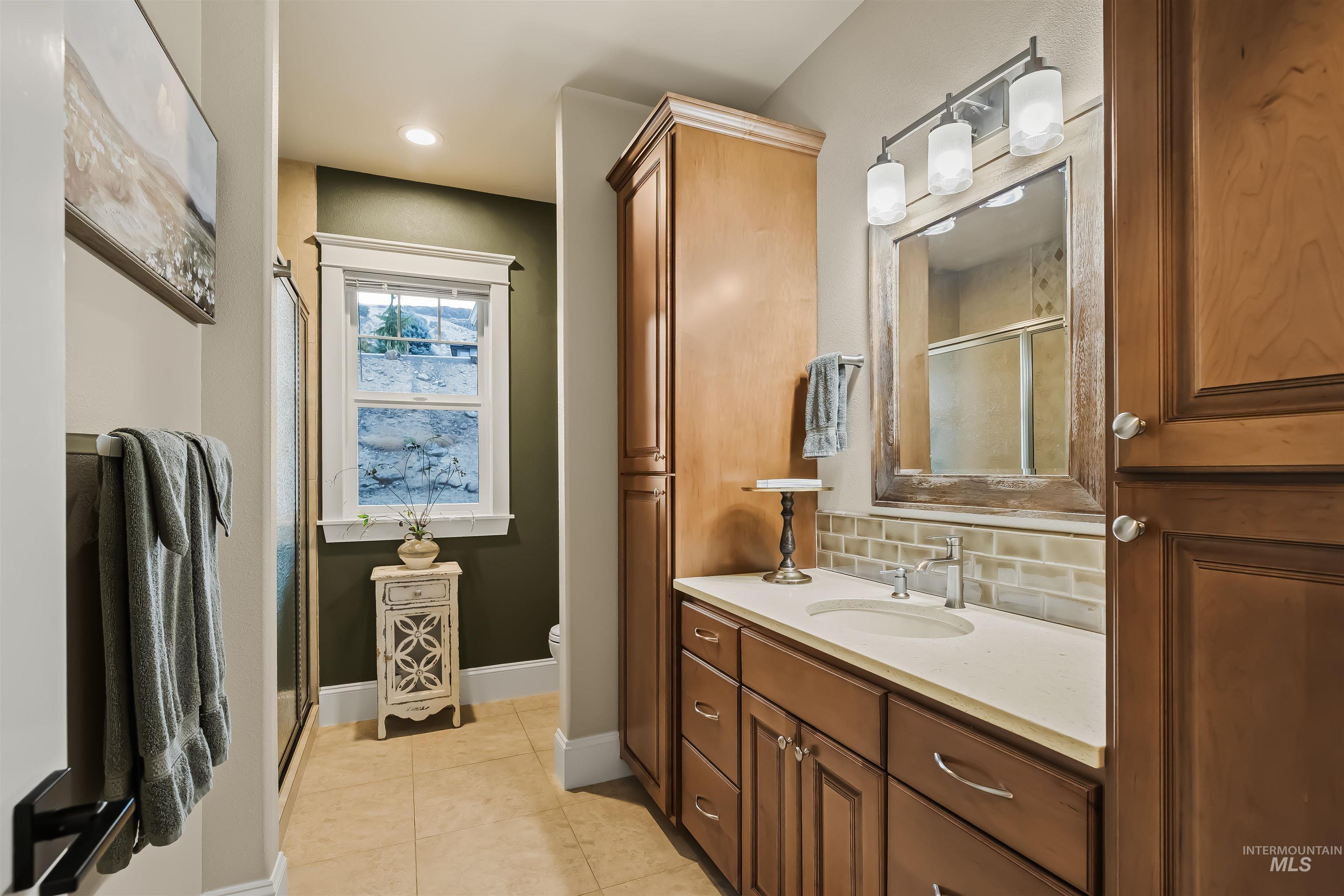 3962 Foothill Dr Property Photo 39