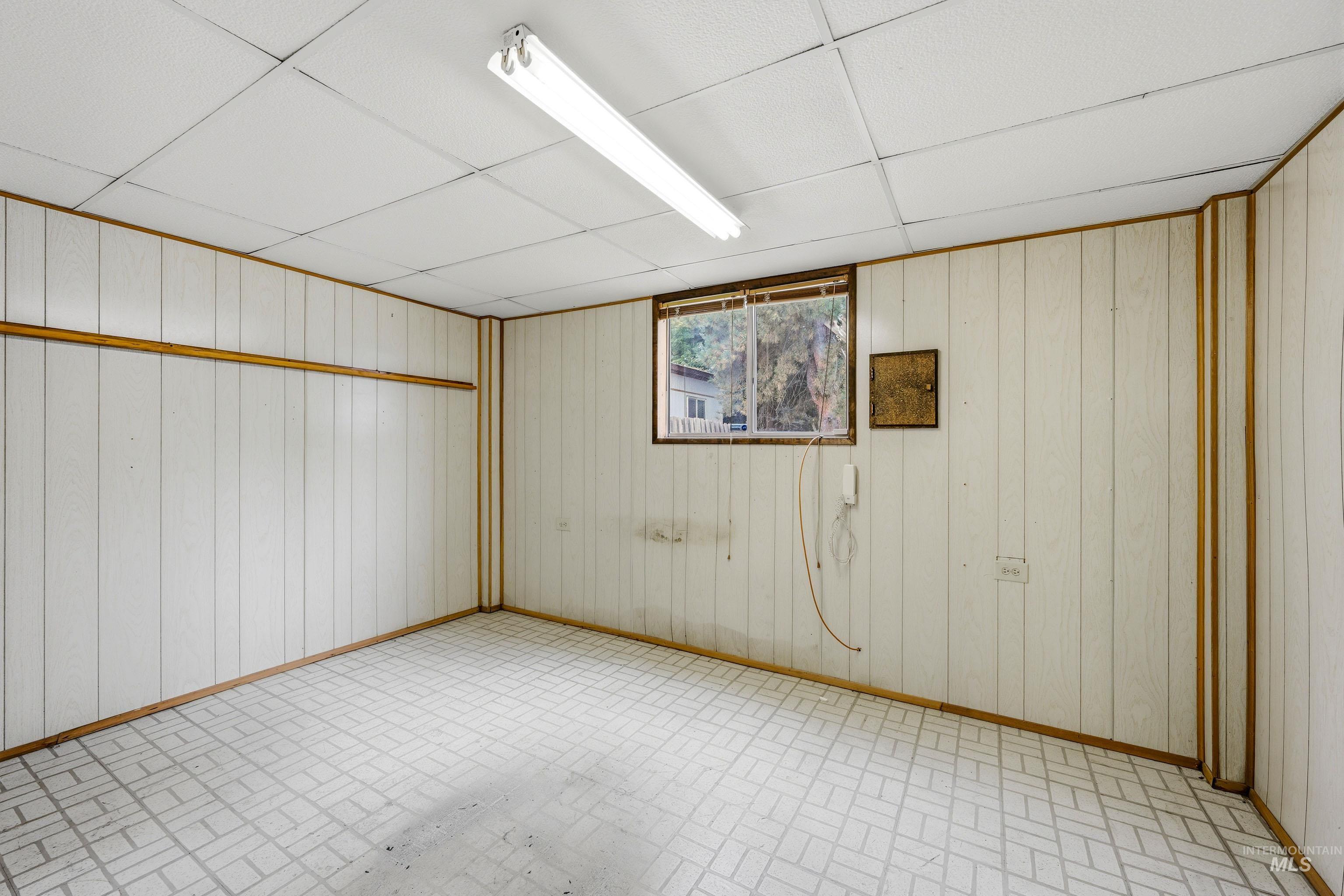 912 Pine Street Property Photo 26