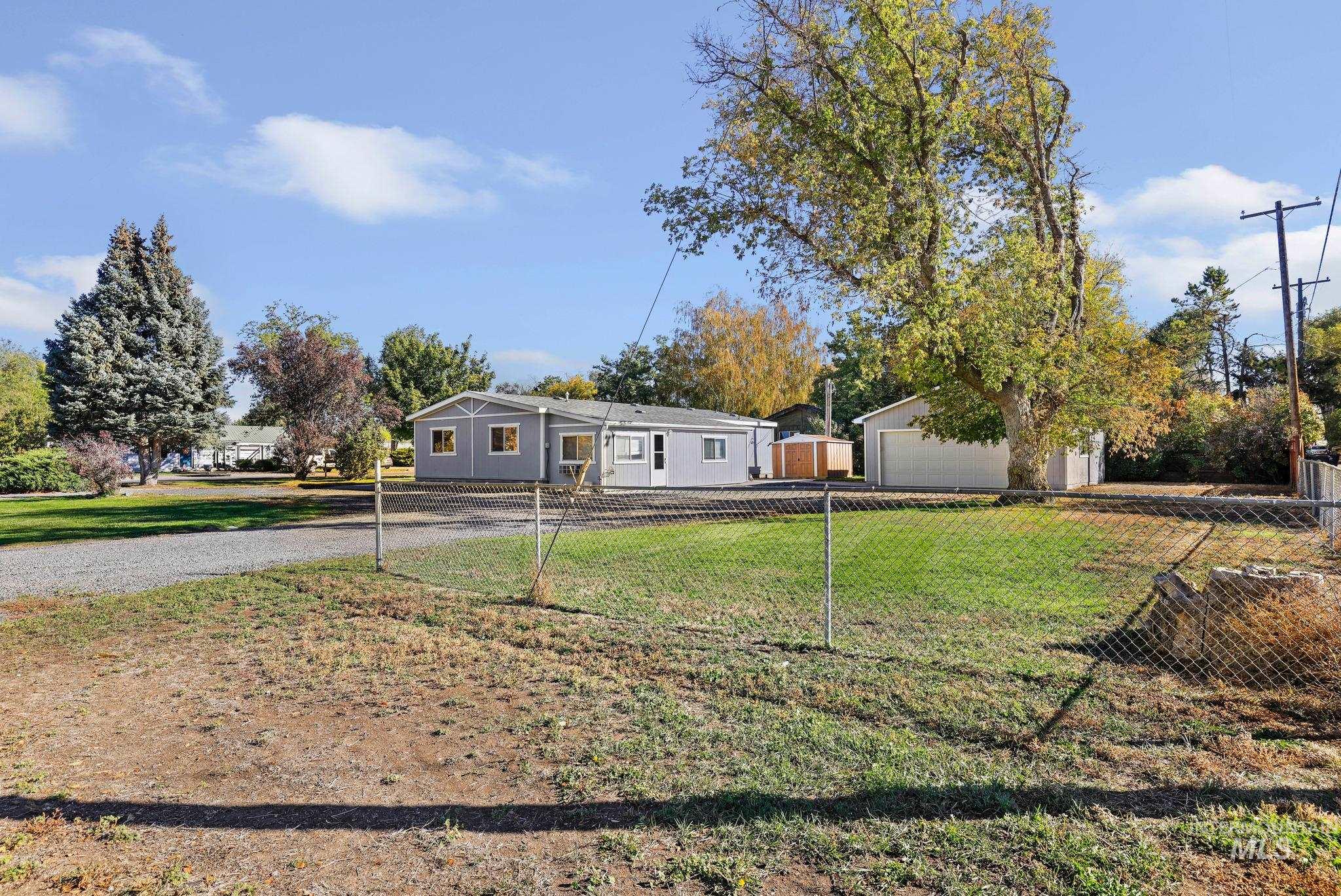 575 4th Ave E Property Photo 22