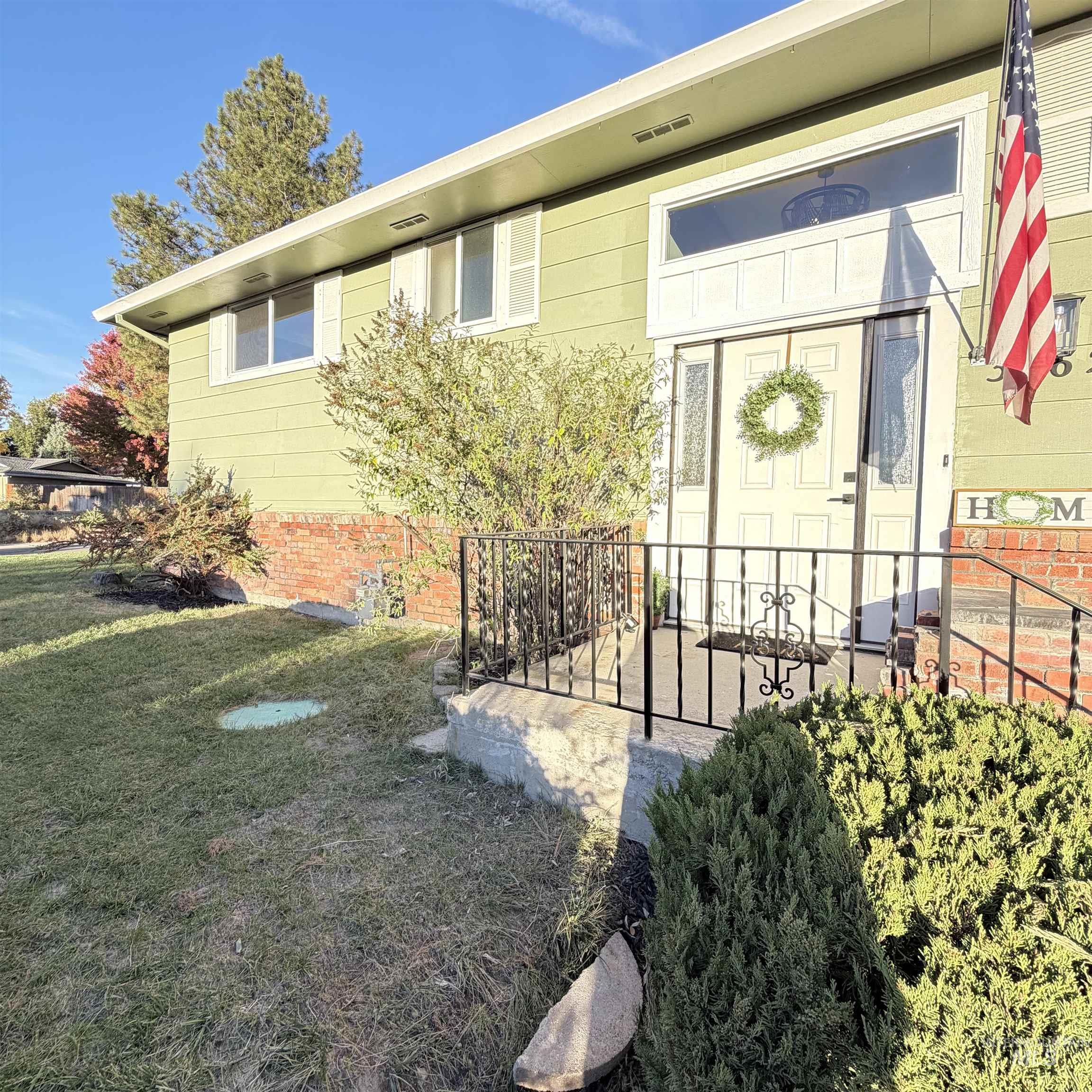 3762 S Summerset Way Property Photo 1
