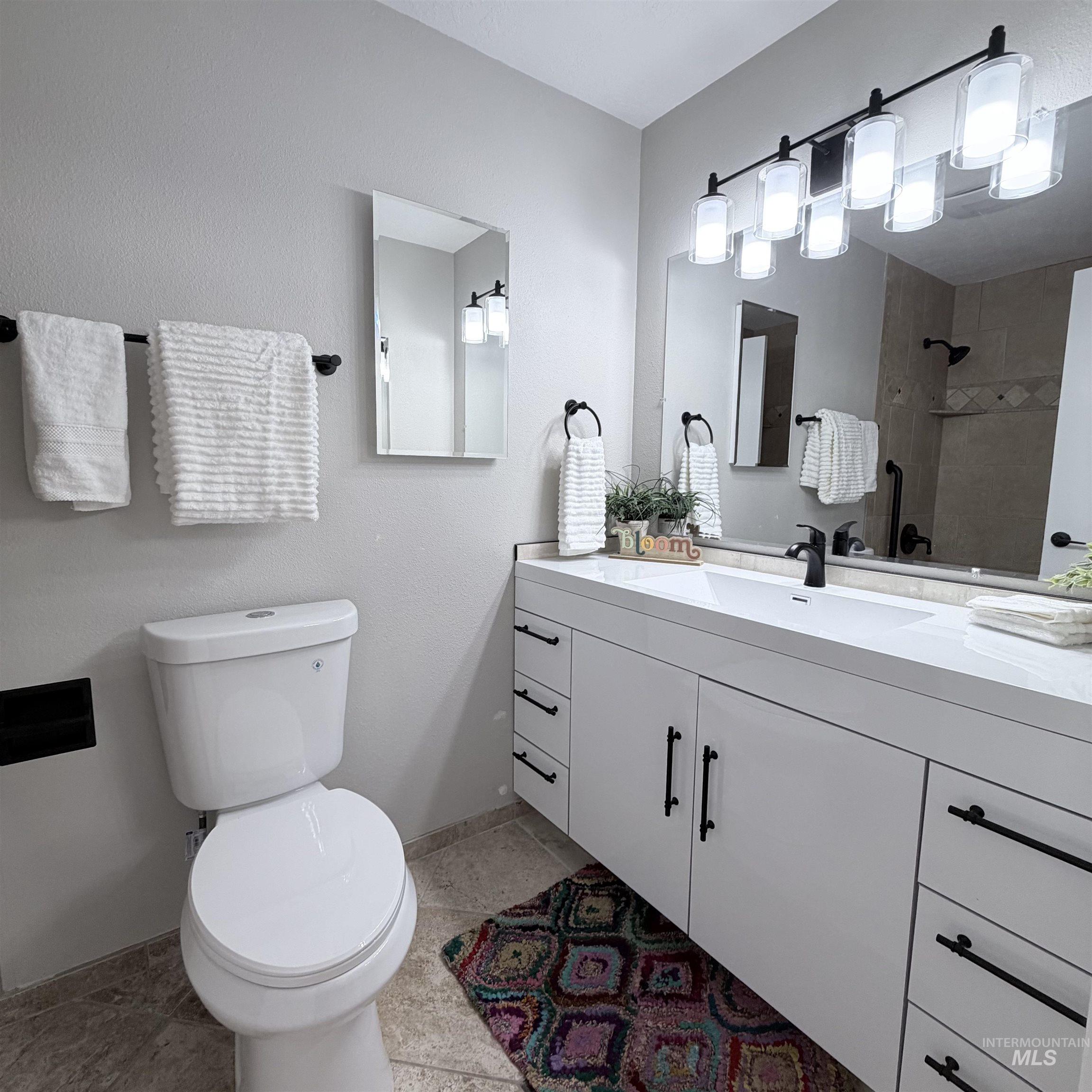 3762 S Summerset Way Property Photo 18
