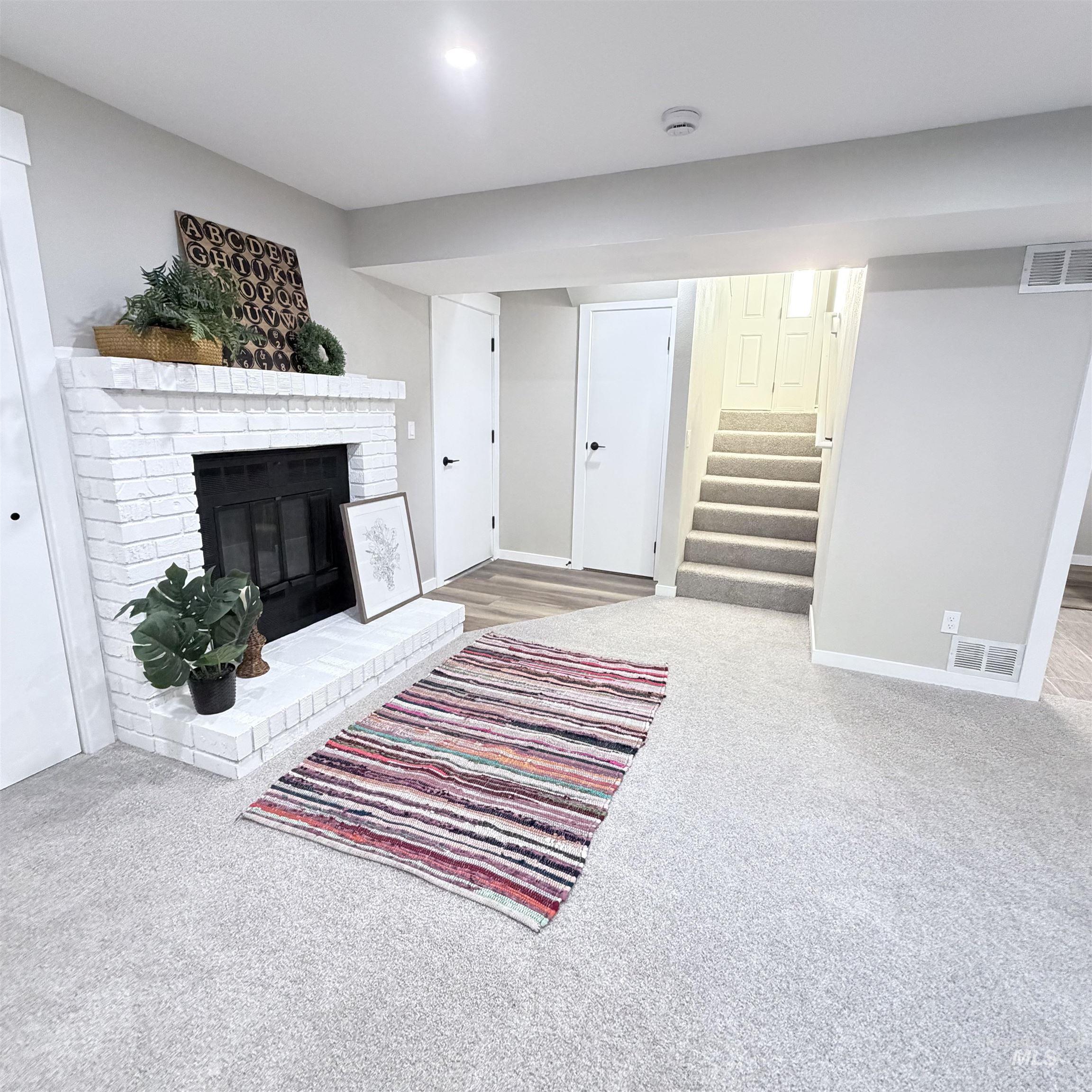 3762 S Summerset Way Property Photo 20