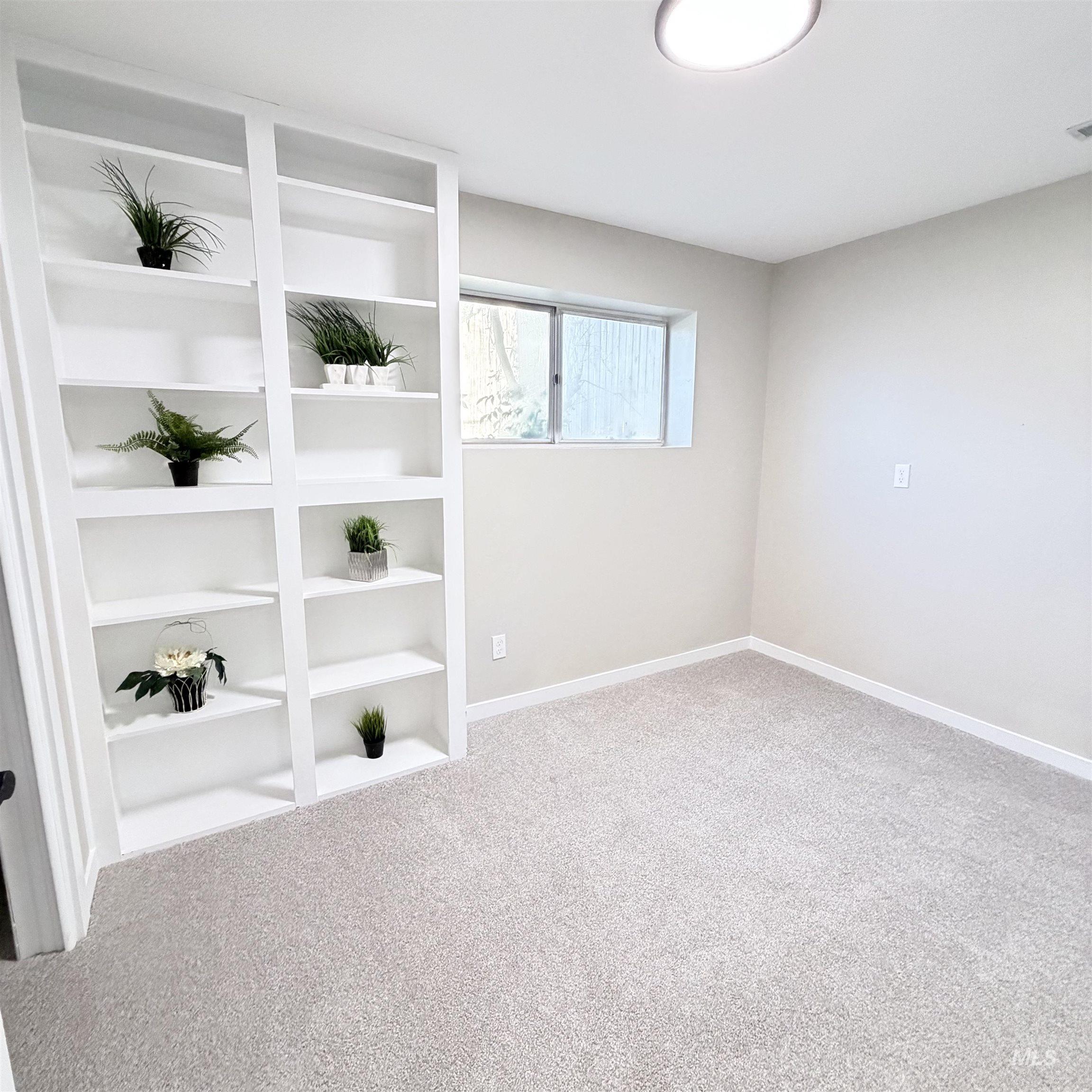 3762 S Summerset Way Property Photo 22