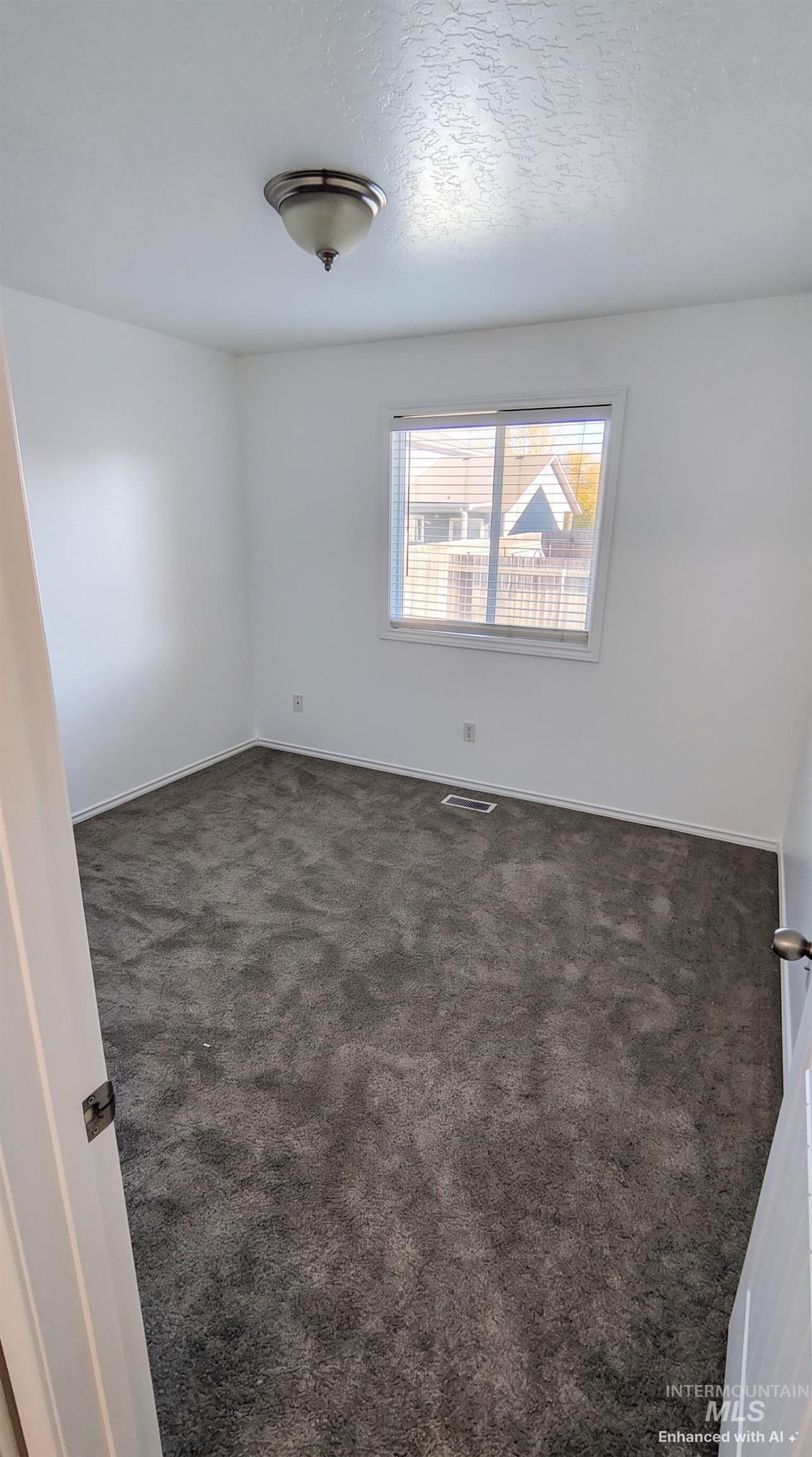 804 Cromwell St. Property Photo 14