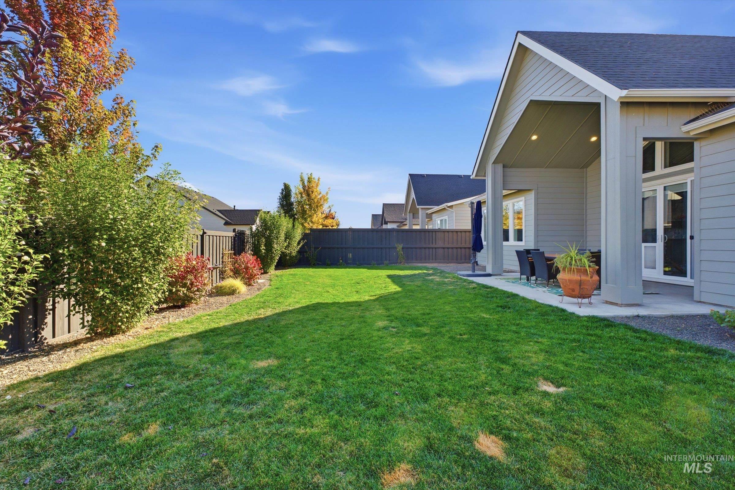 1672 E Spire St. Property Photo 26