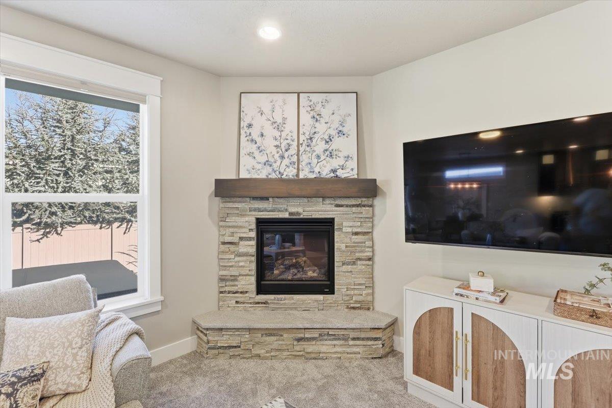470 E Claymont Ct Property Photo 17