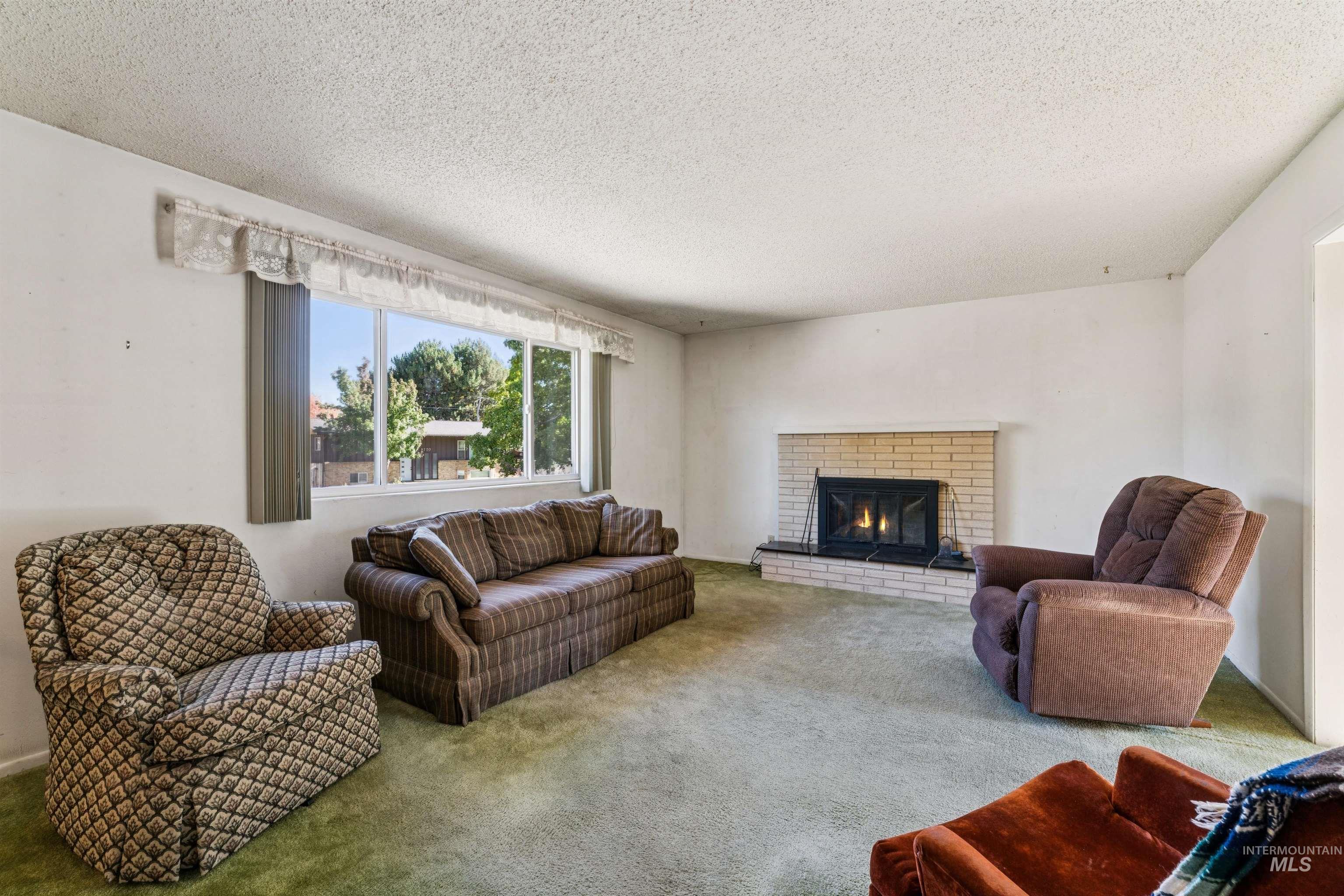 8721 W San Anita Drive Property Photo 7