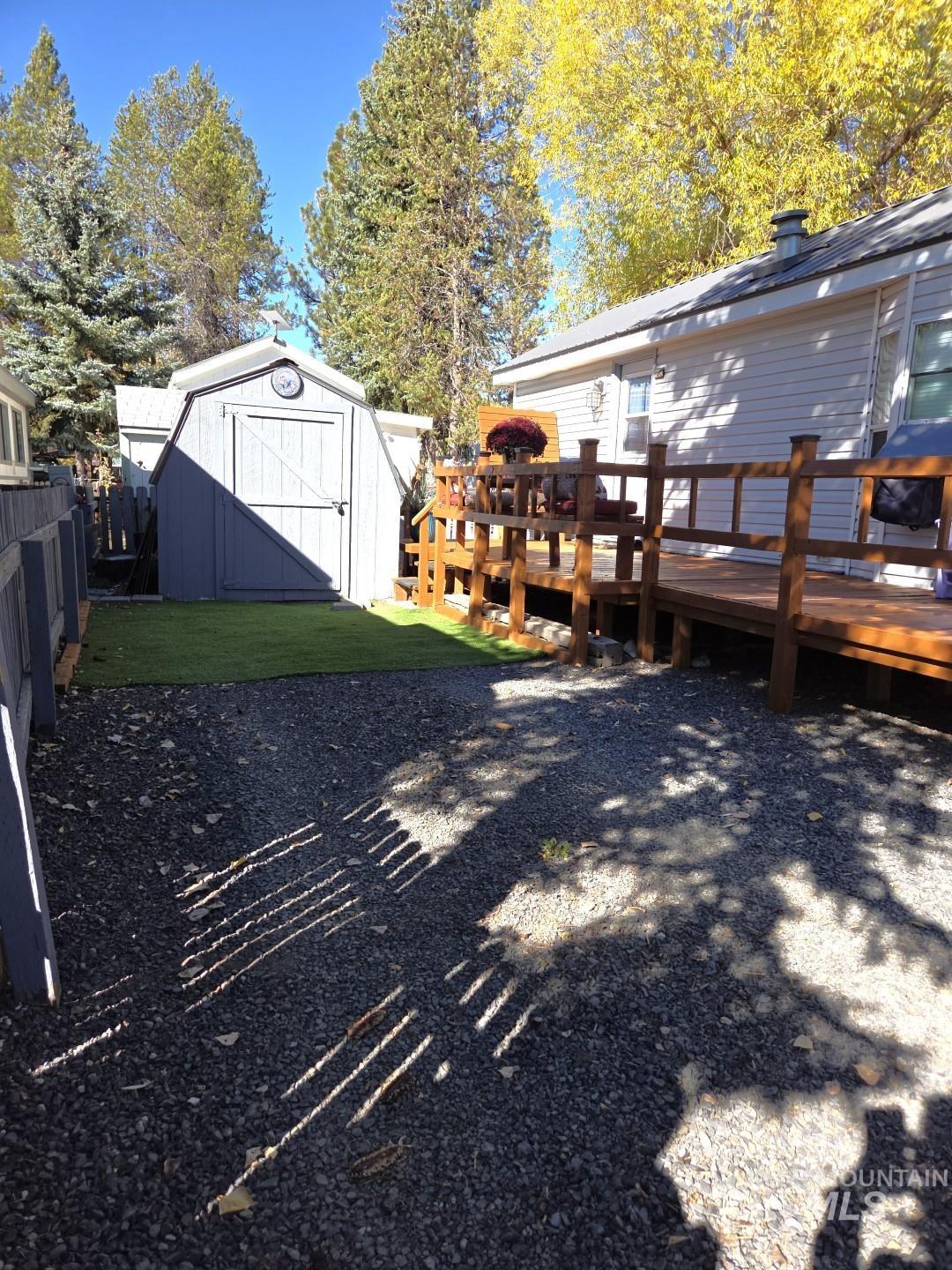 22 B Street Property Photo 10