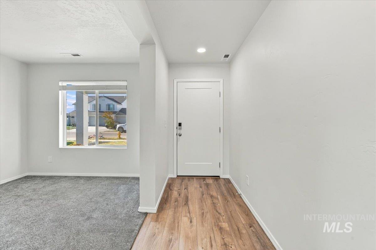 7404 E Marble Springs Dr Property Photo 3