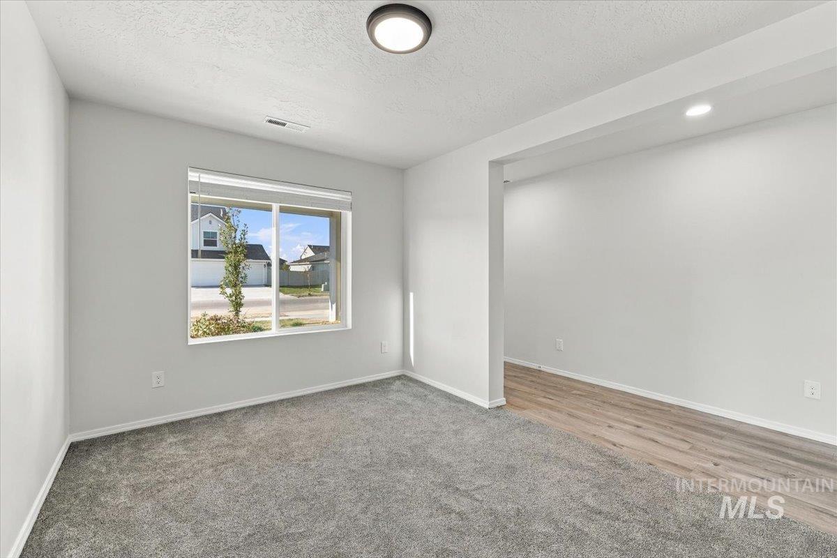 7404 E Marble Springs Dr Property Photo 6