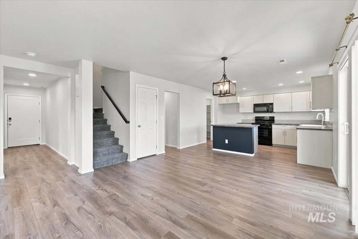 7404 E Marble Springs Dr Property Photo 15