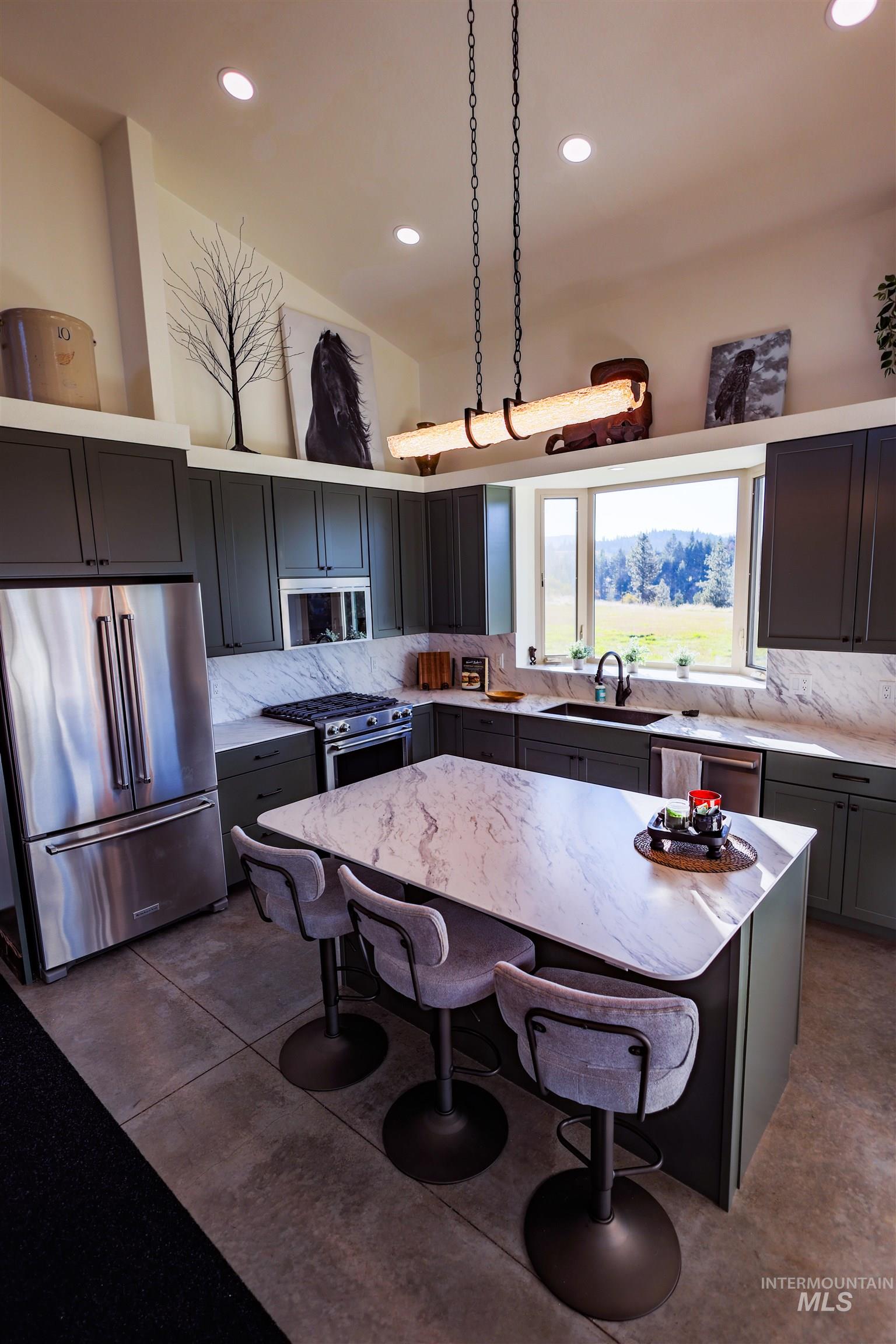 239 Small Canyon Road Property Photo 6