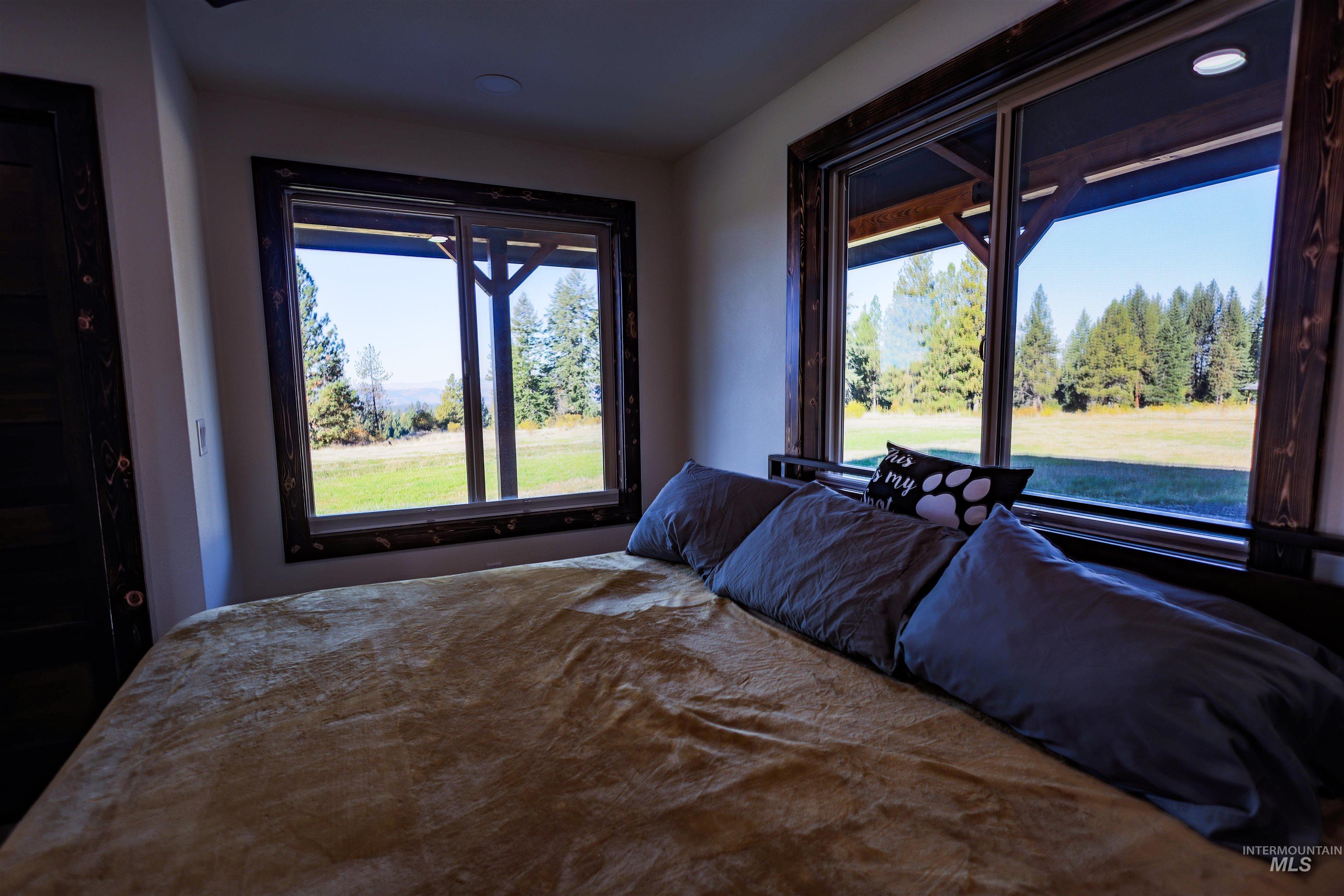 239 Small Canyon Road Property Photo 9