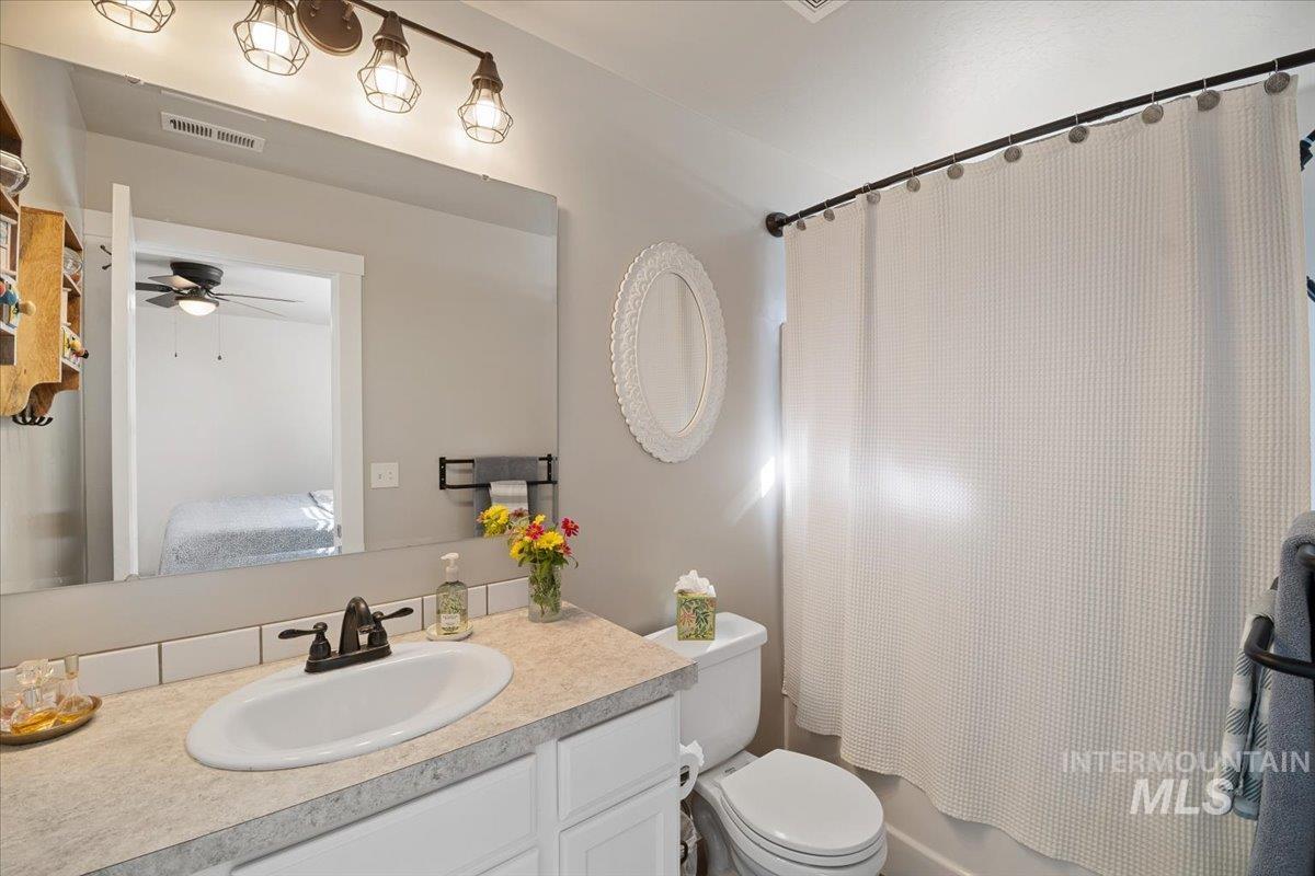 799 Pronghorn Dr. Property Photo 33