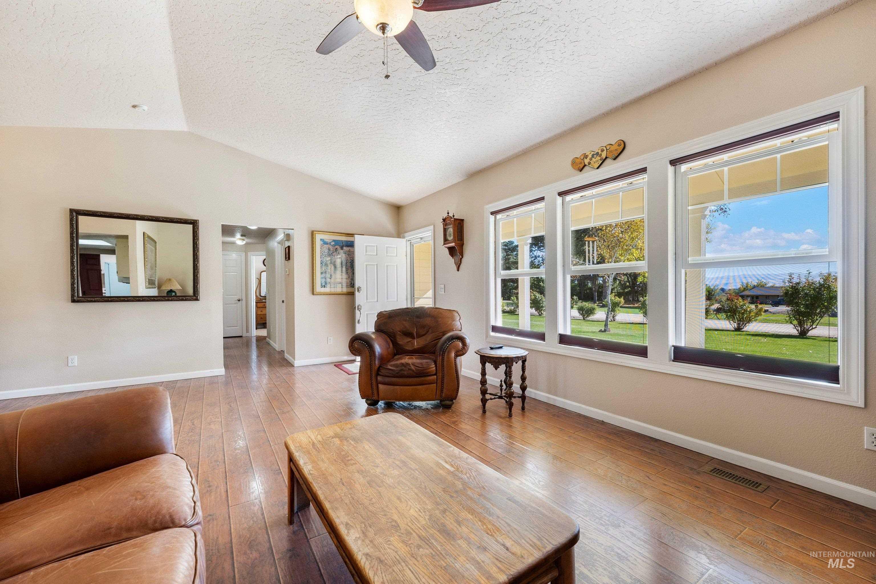 24478 Sweetwater Rd. Property Photo 10