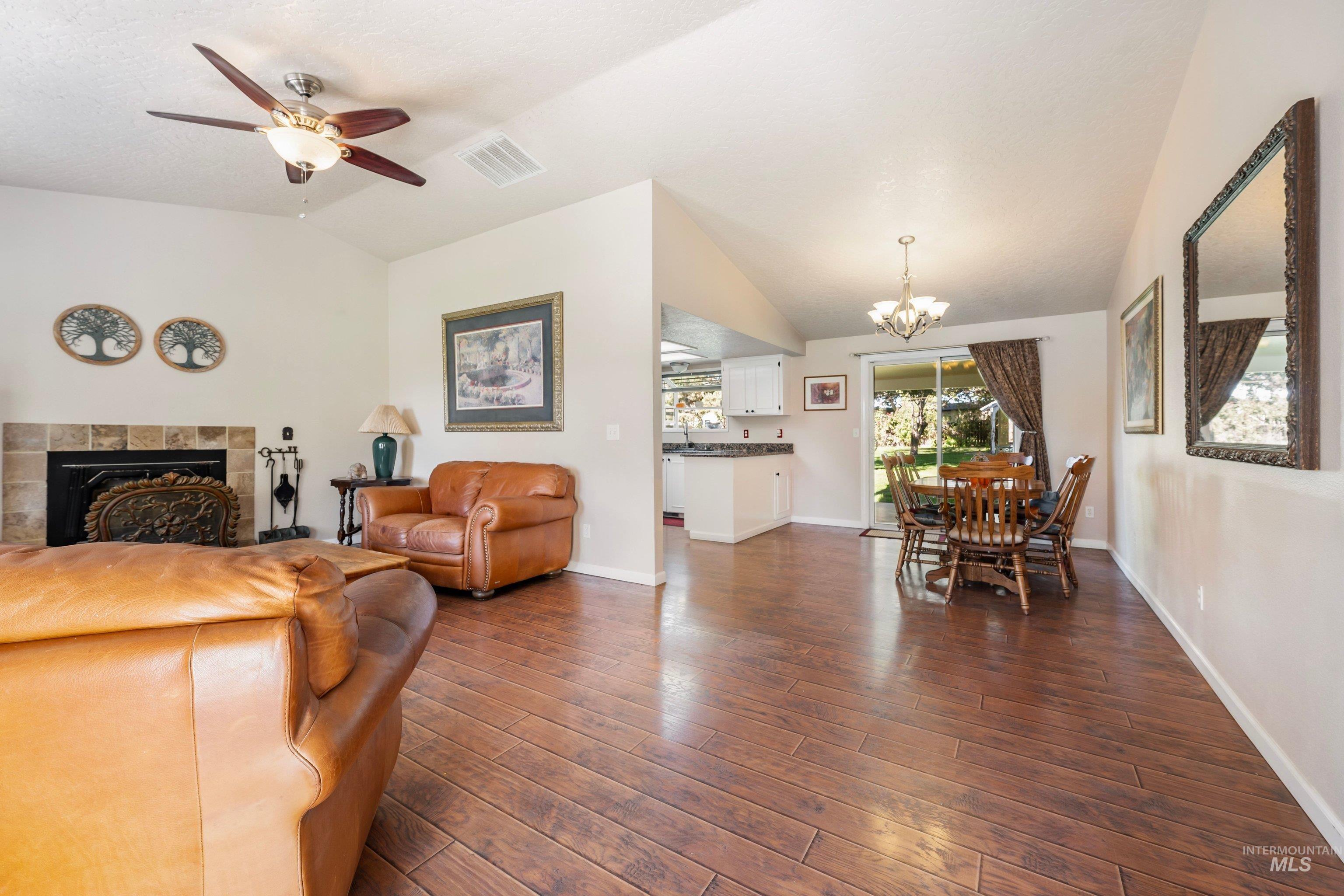 24478 Sweetwater Rd. Property Photo 11