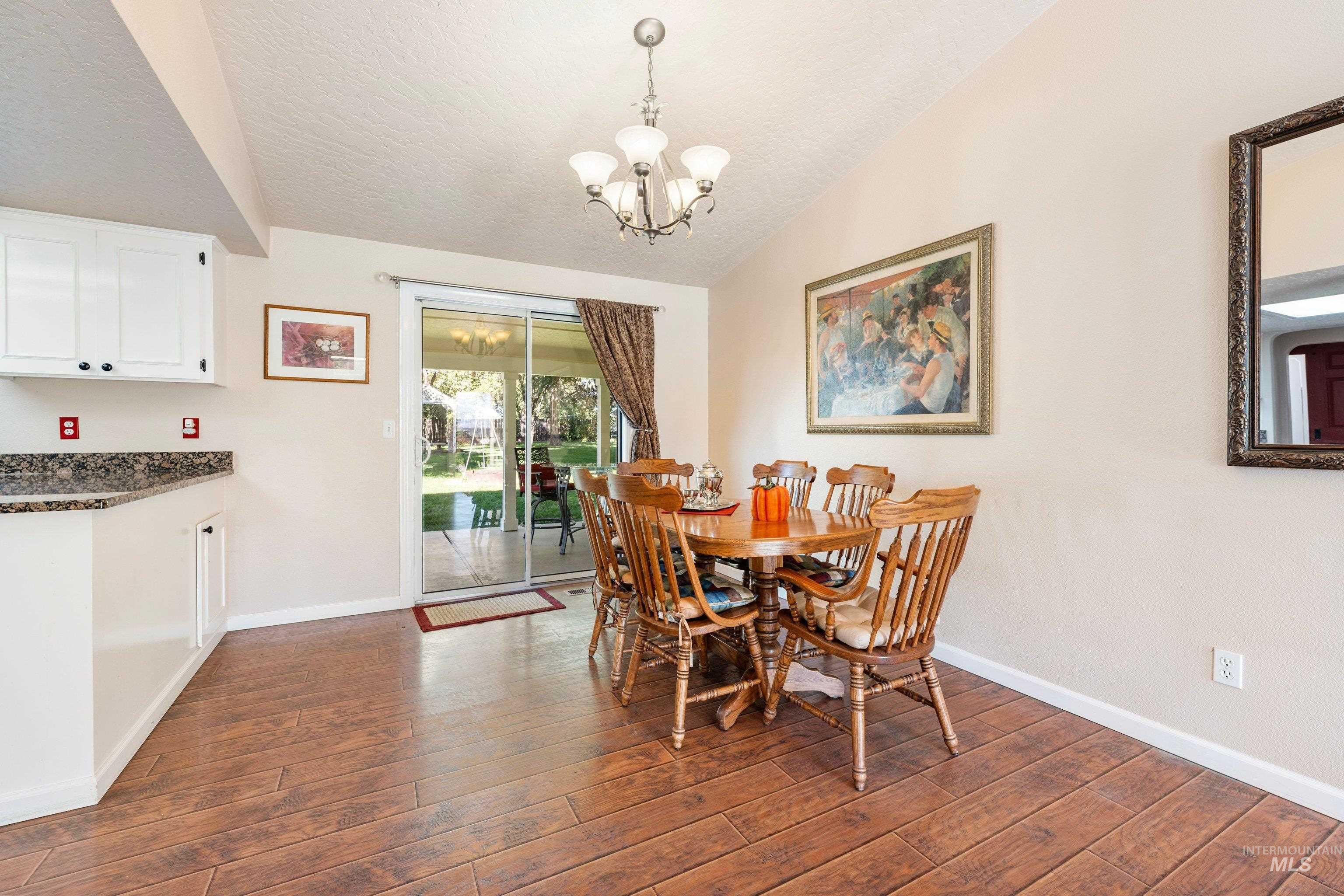 24478 Sweetwater Rd. Property Photo 13