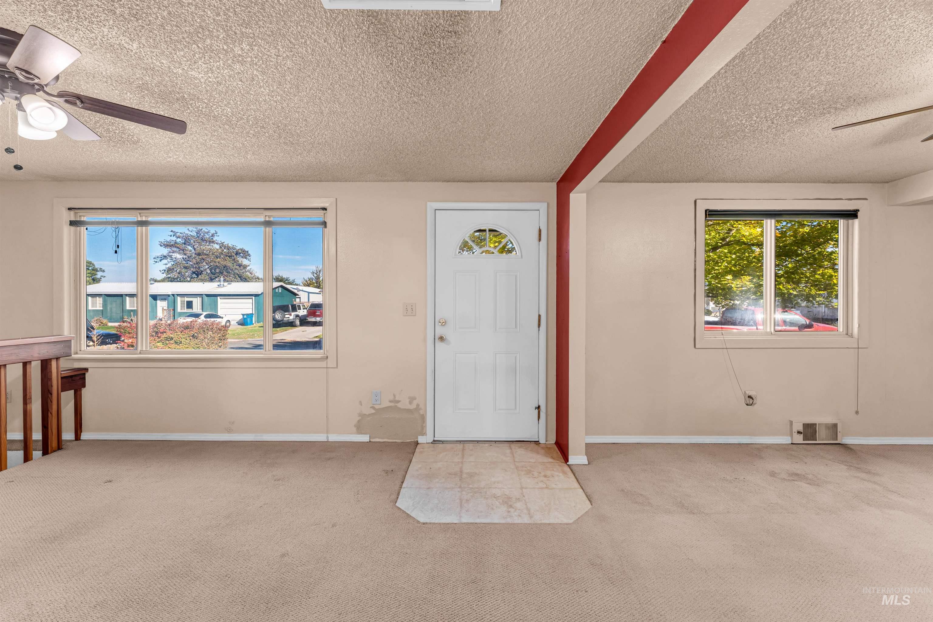 651 Calico Property Photo 3