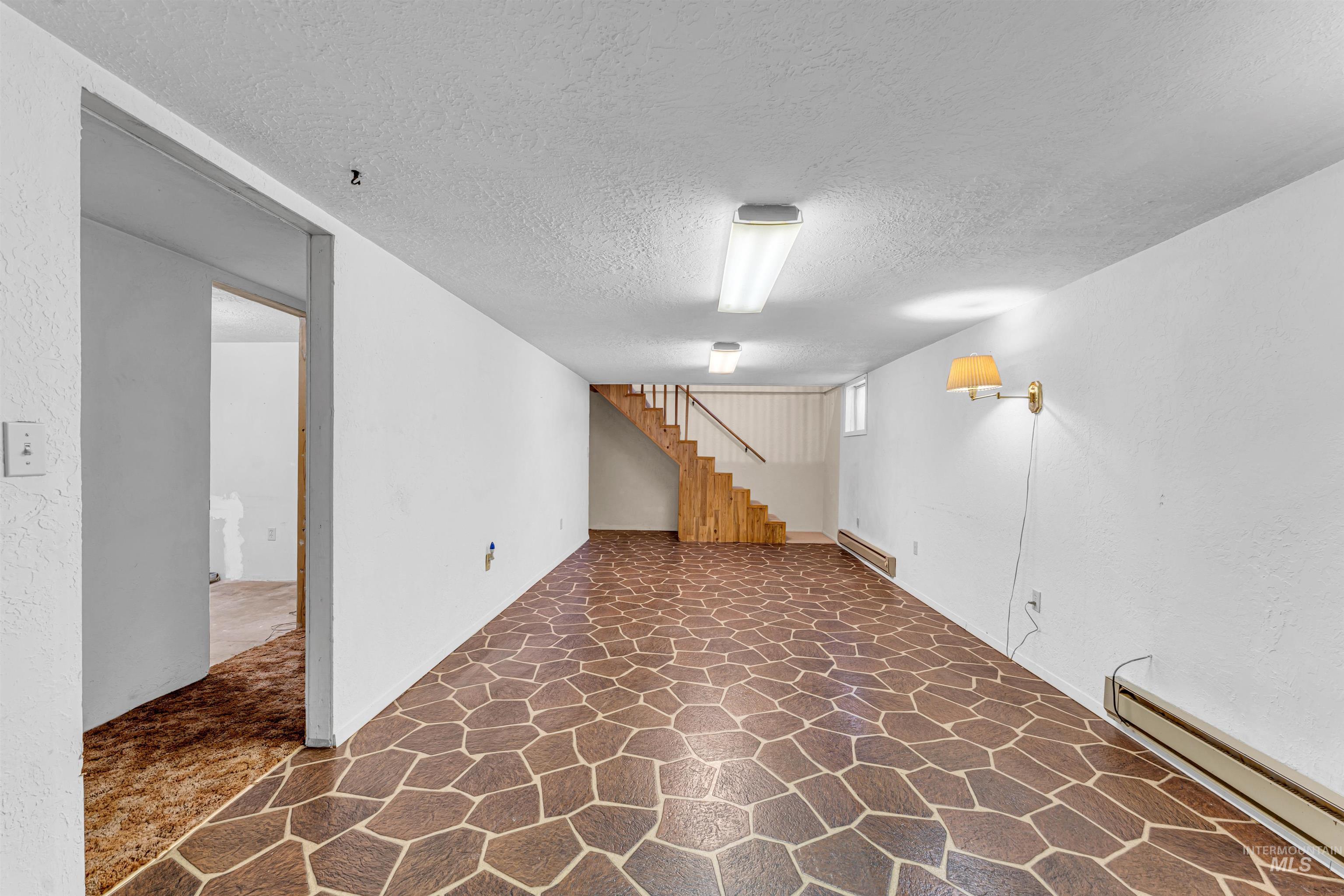 651 Calico Property Photo 27