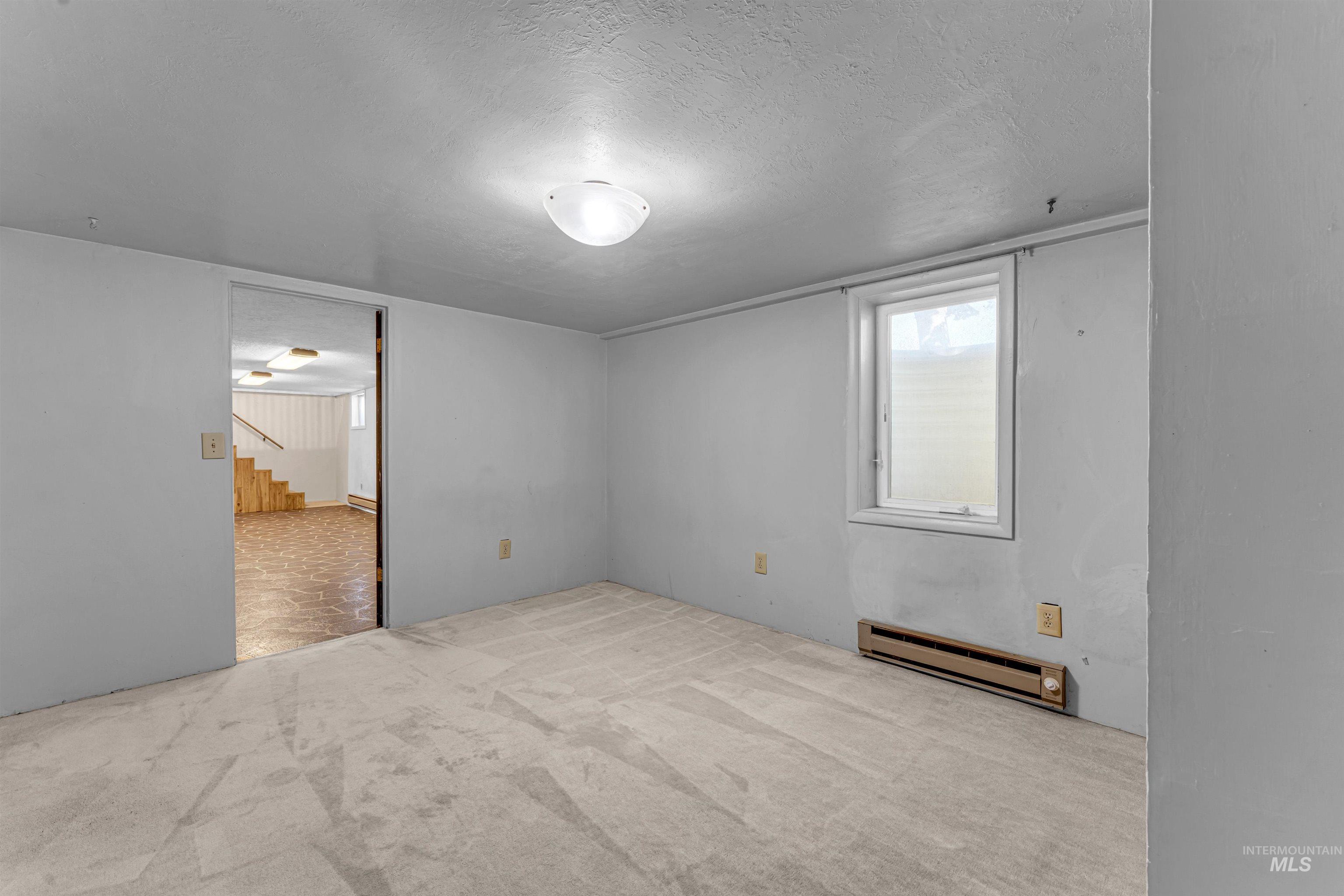 651 Calico Property Photo 31