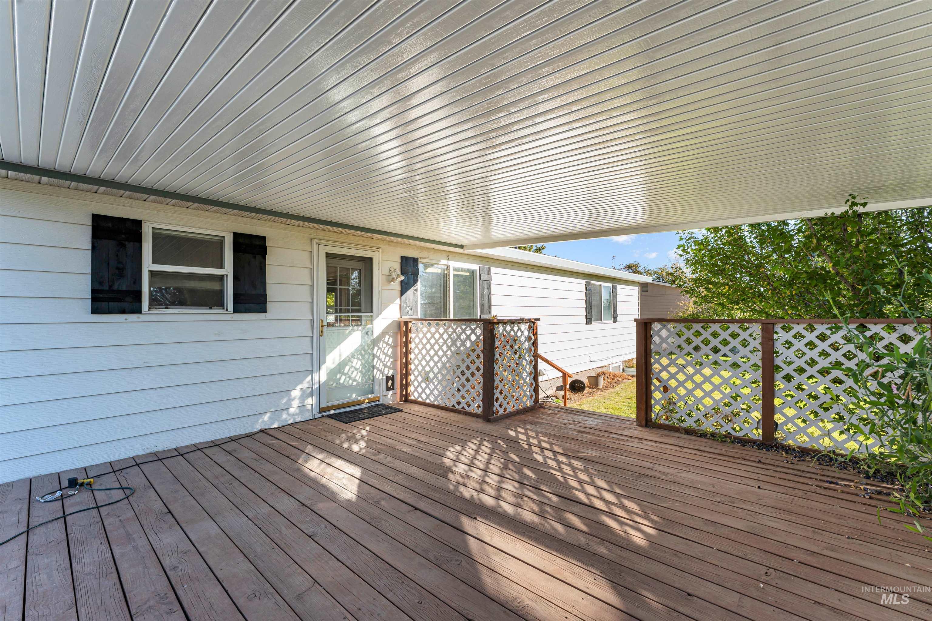 651 Calico Property Photo 42