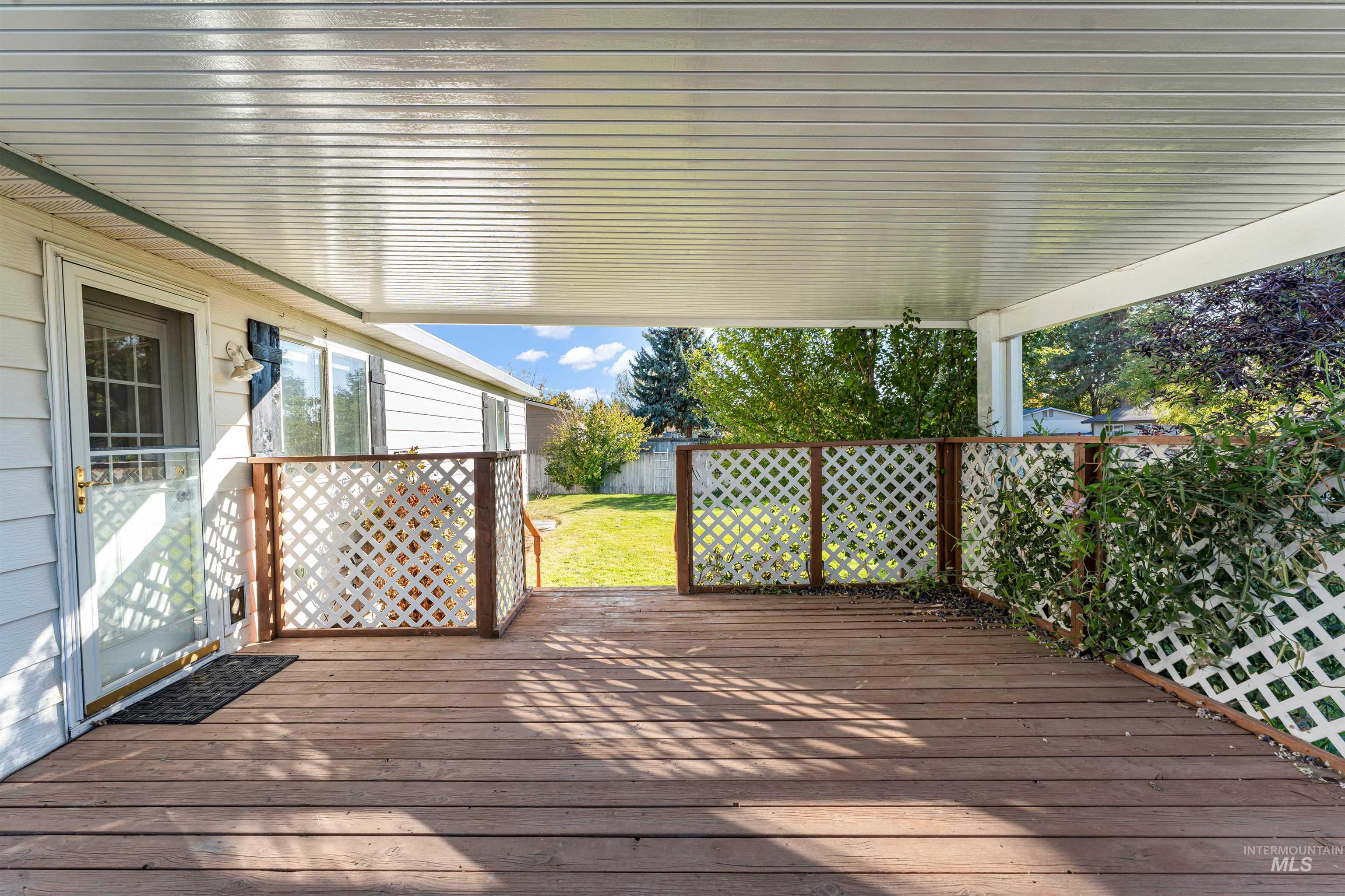 651 Calico Property Photo 43