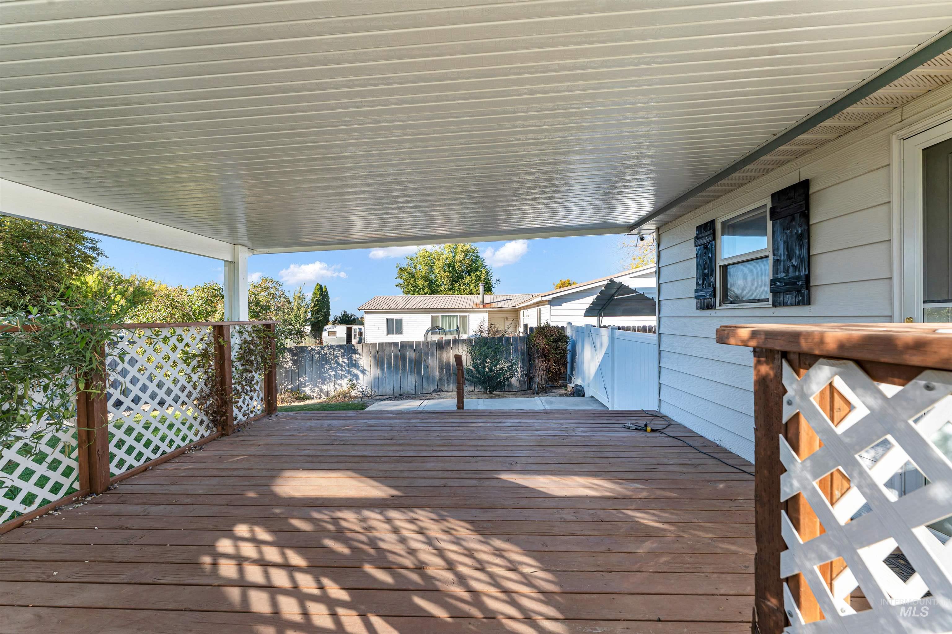 651 Calico Property Photo 44