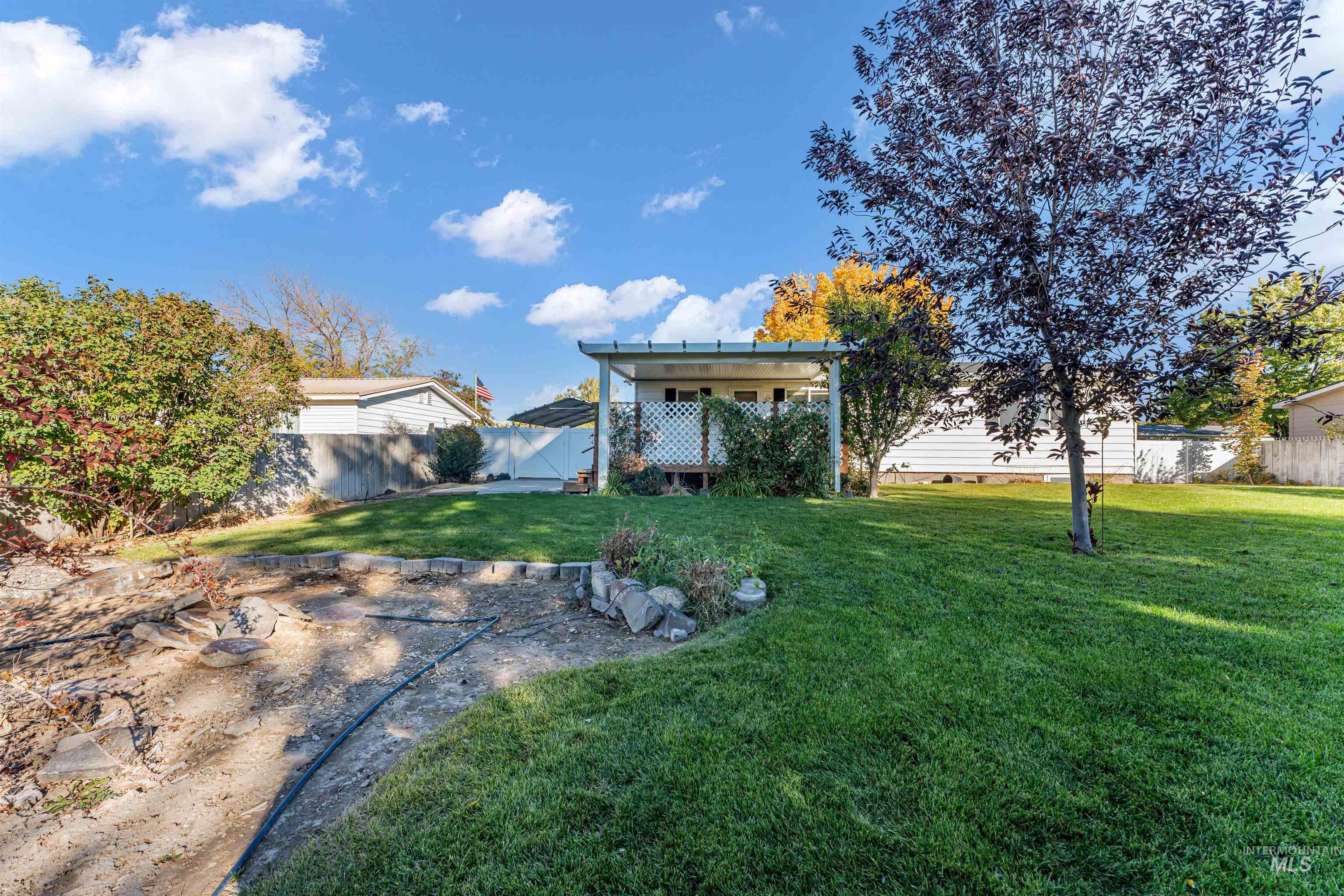 651 Calico Property Photo 46
