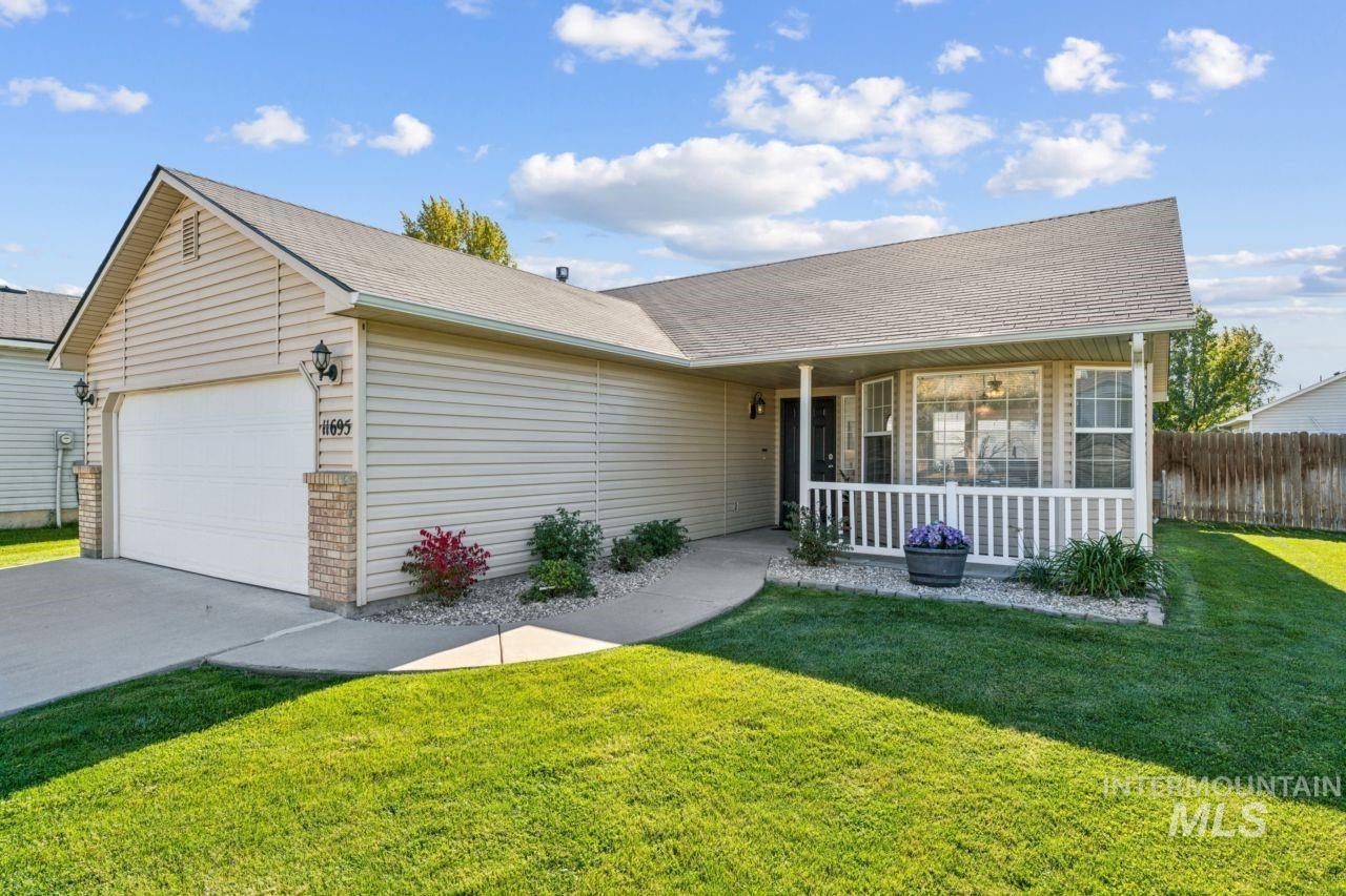 11695 W Huckleberry Dr Property Photo 3