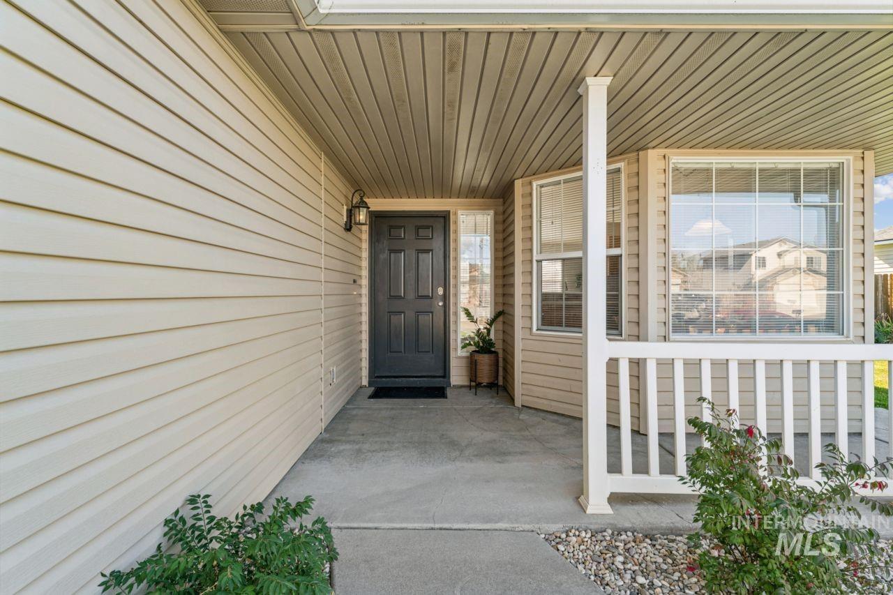 11695 W Huckleberry Dr Property Photo 4